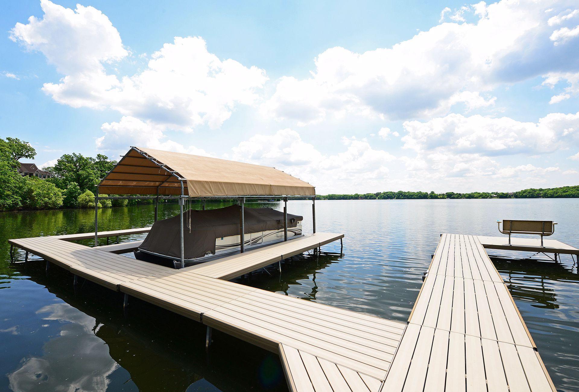 8652 Lake Riley Drive