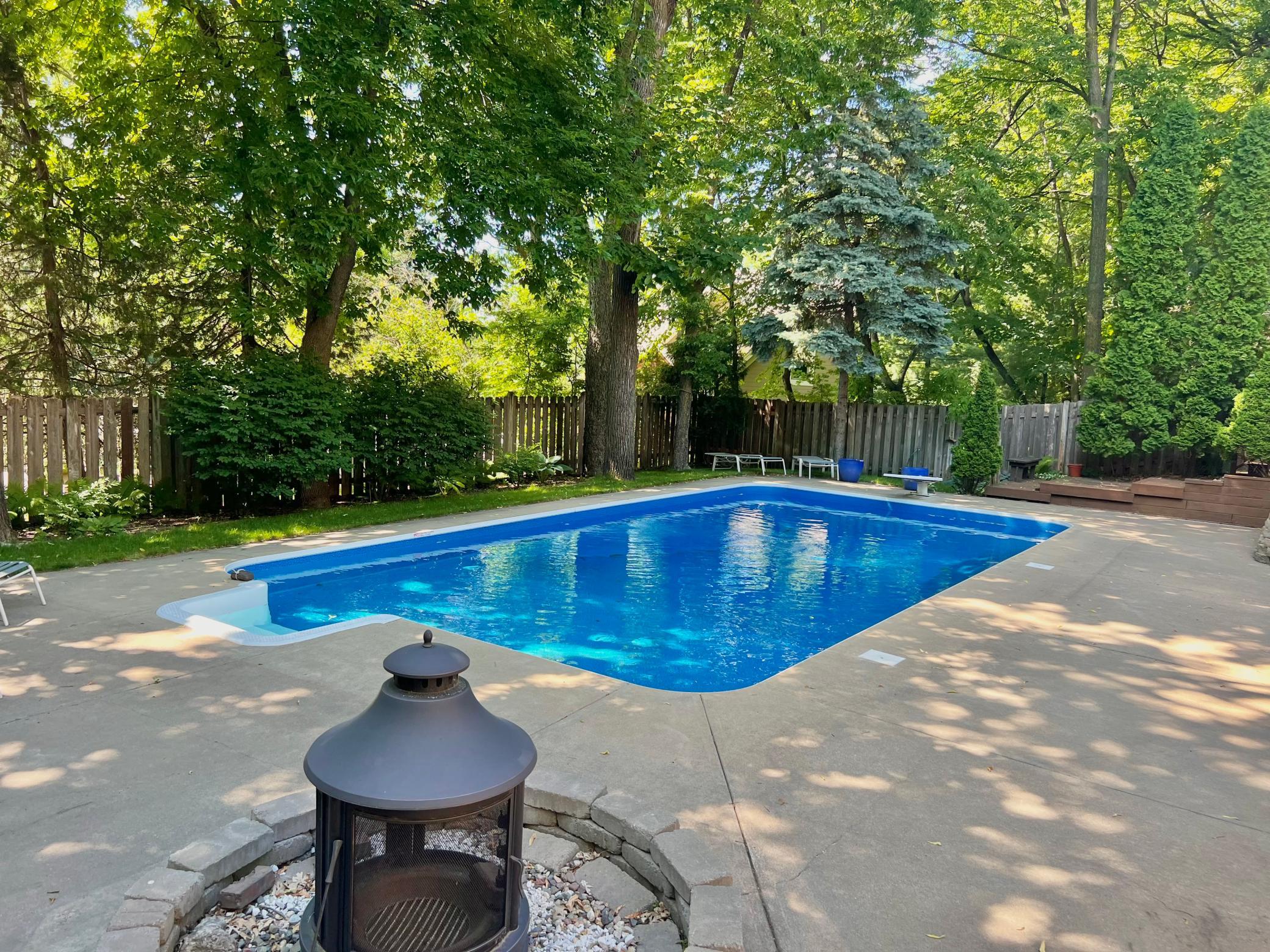 9128 Decatur Avenue S