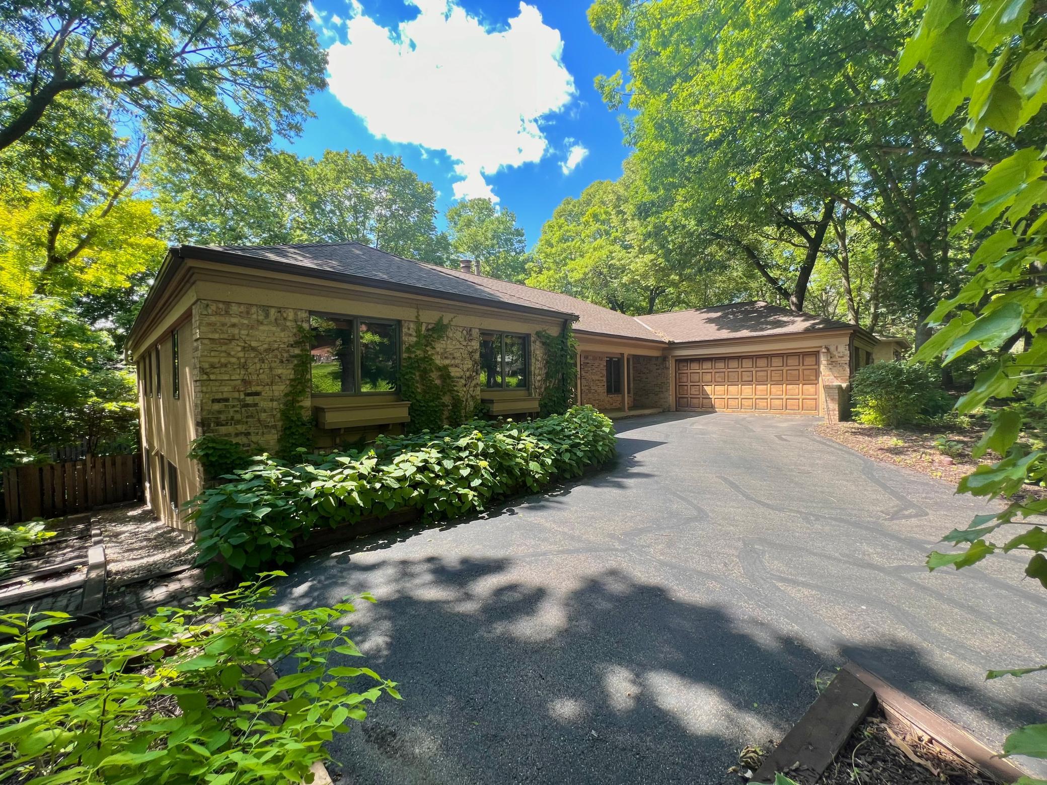 9128 Decatur Avenue S