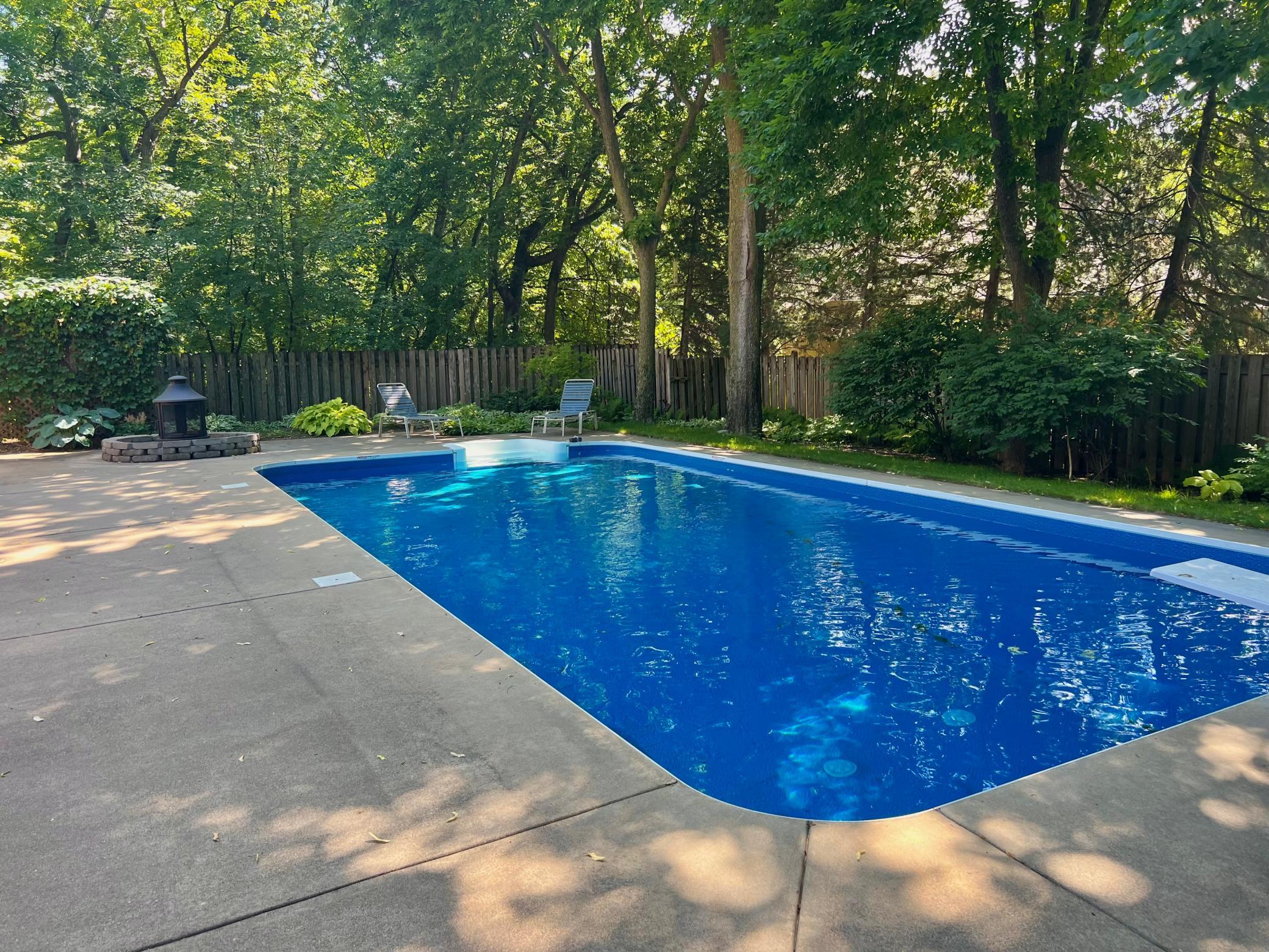 9128 Decatur Avenue S