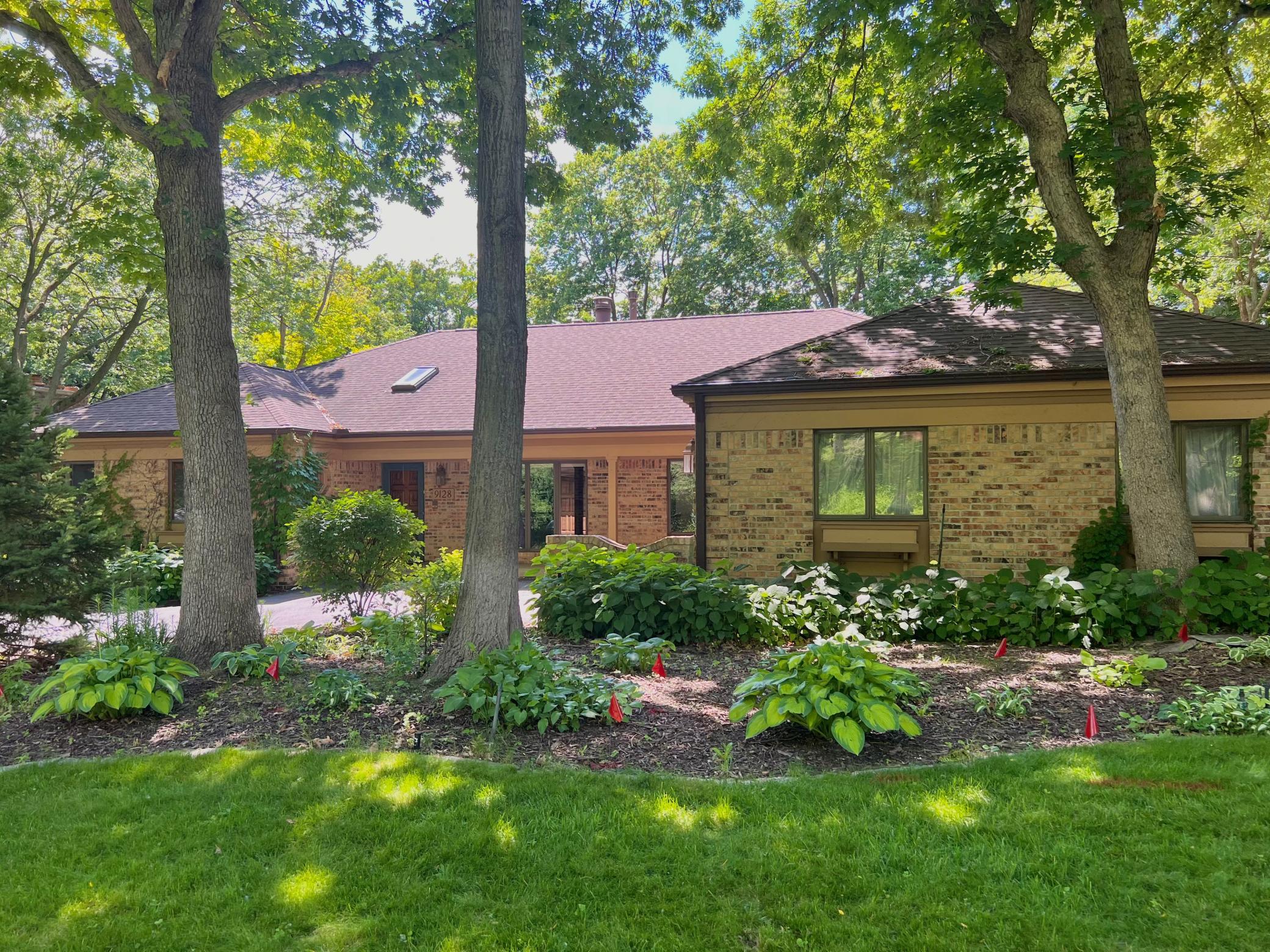 9128 Decatur Avenue S