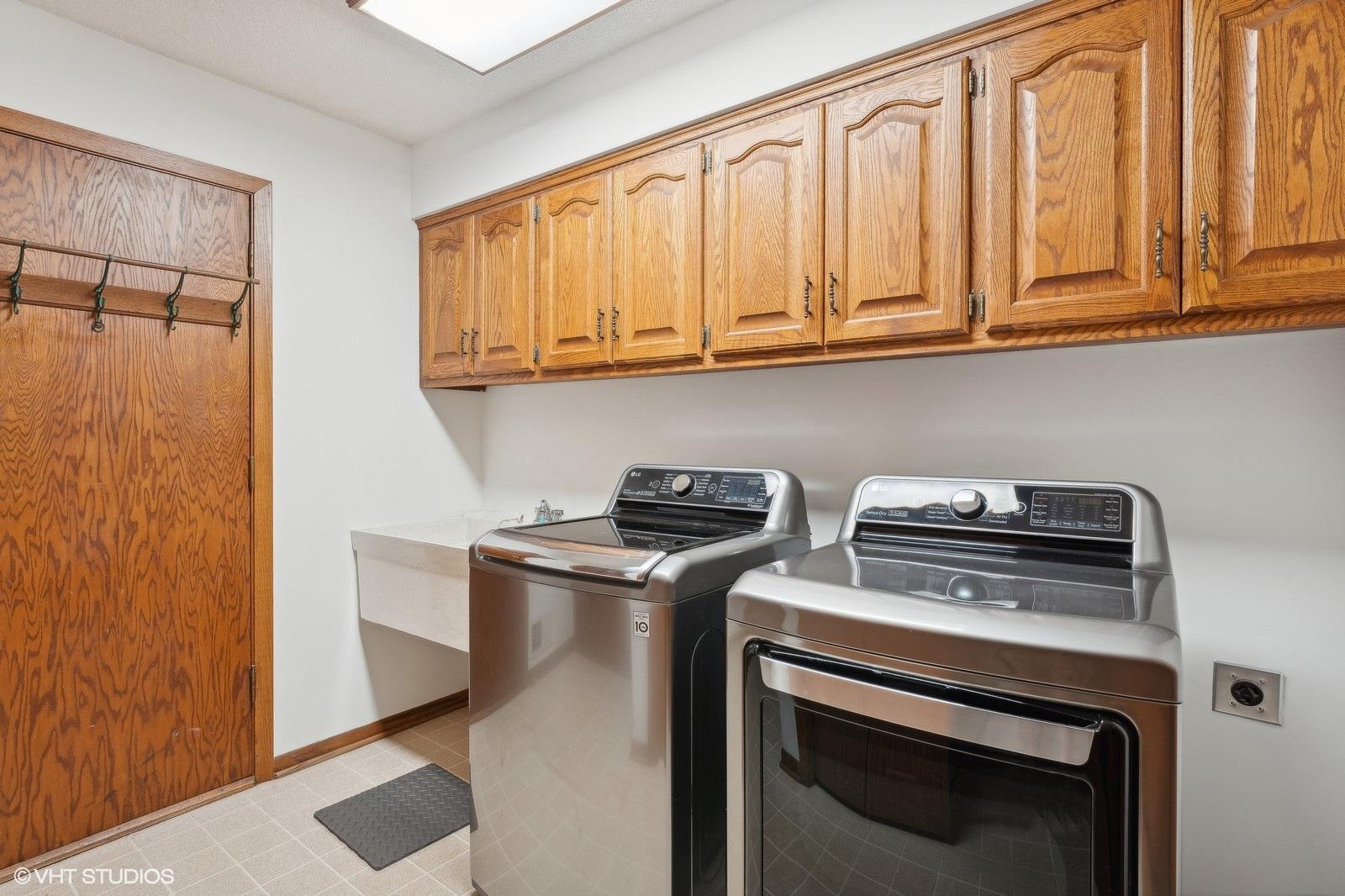 9128 Decatur Avenue S