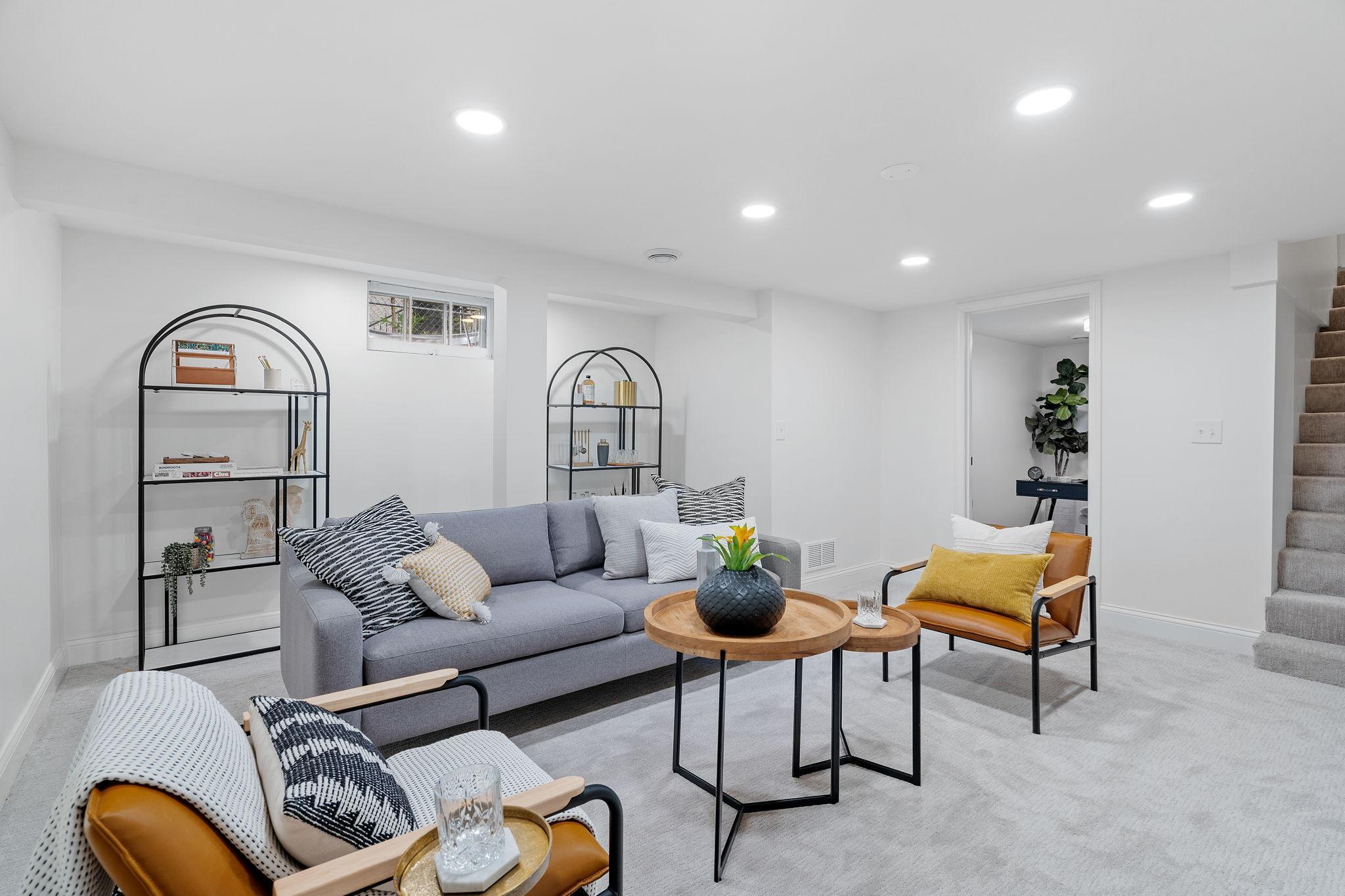 3347 Brownlow Avenue