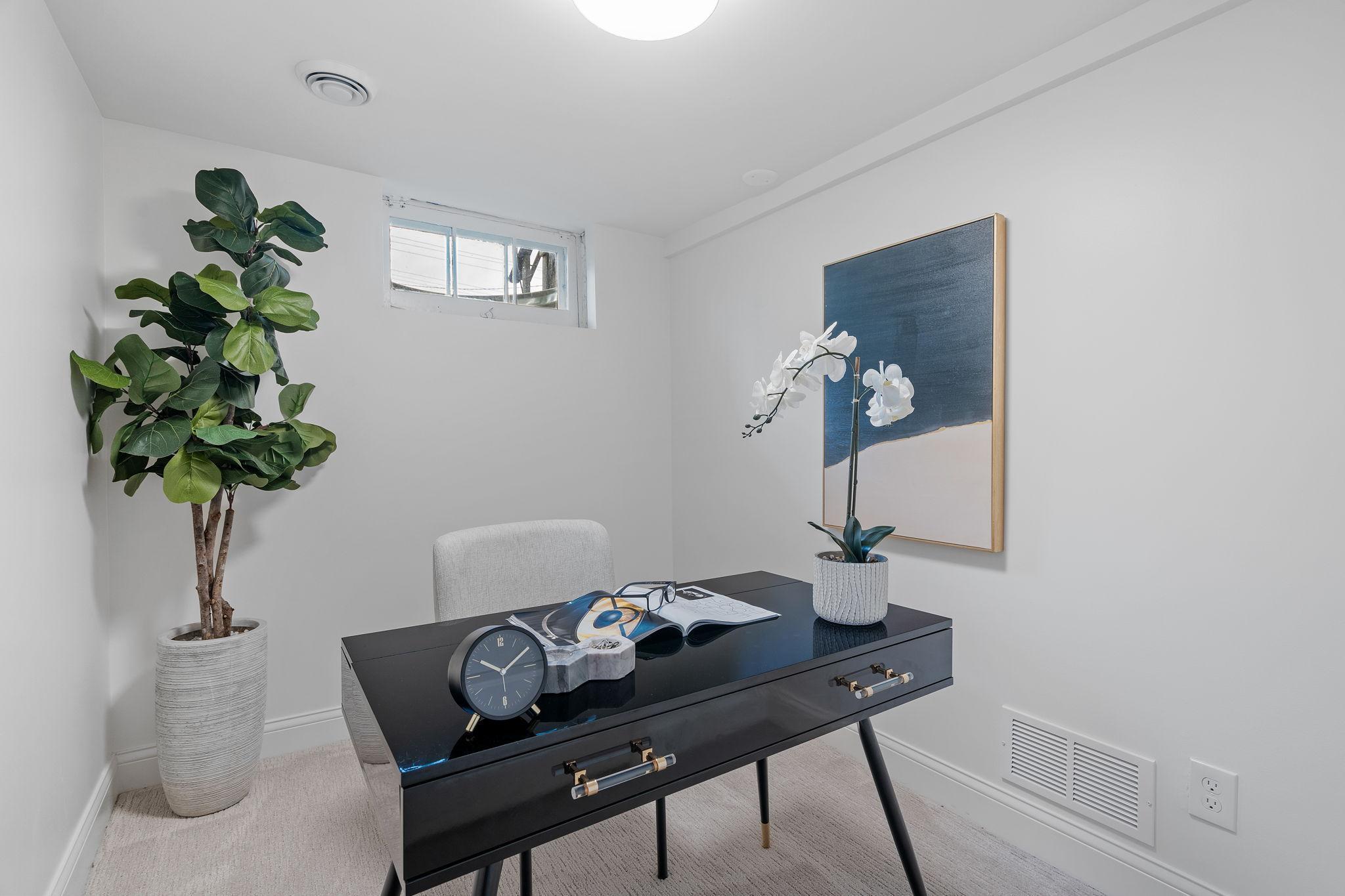 3347 Brownlow Avenue