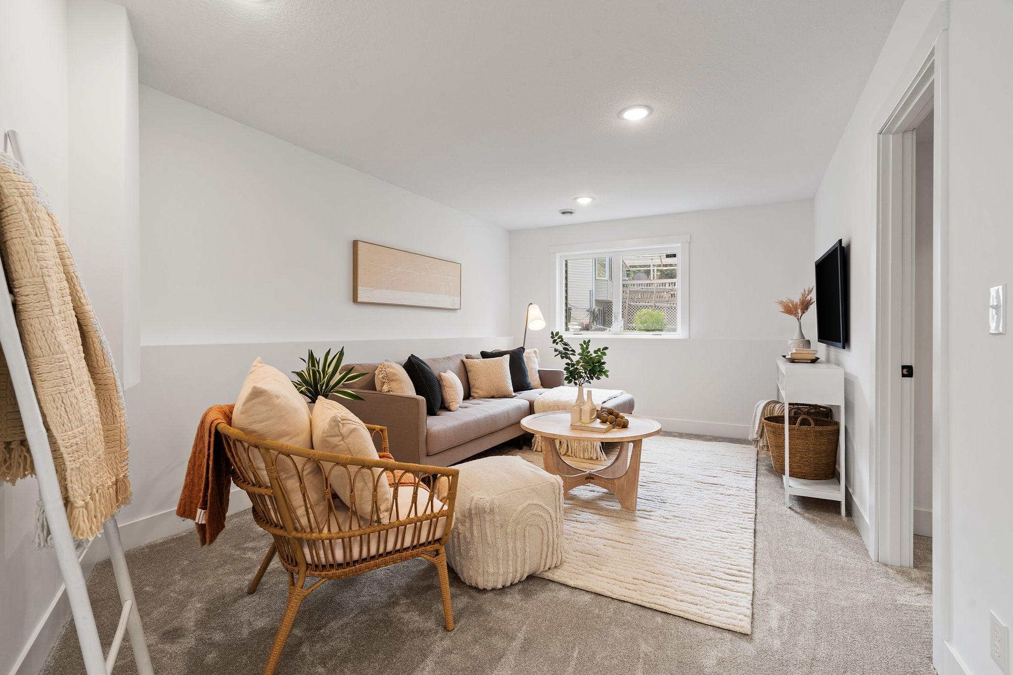 8460 Bittern Court