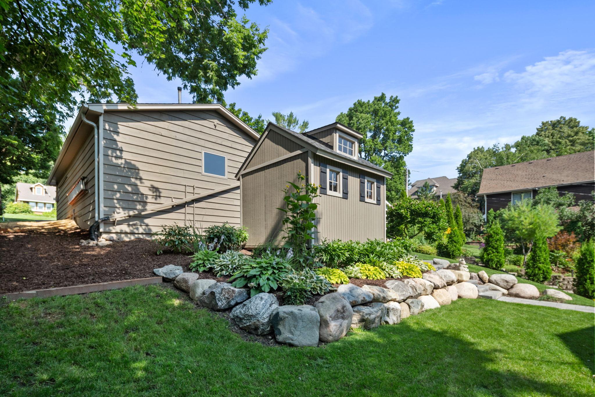 3020 Highland Boulevard