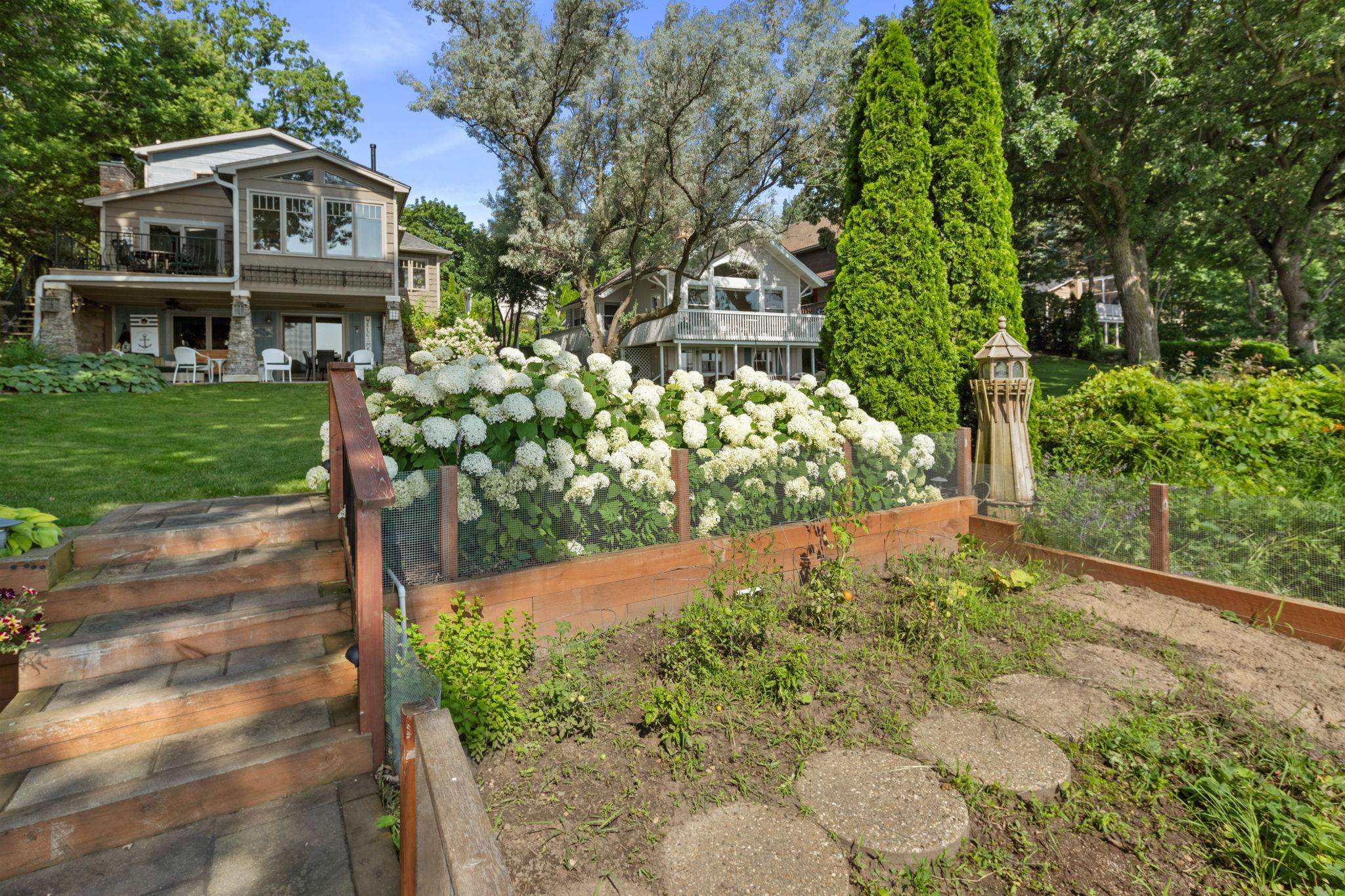 3020 Highland Boulevard