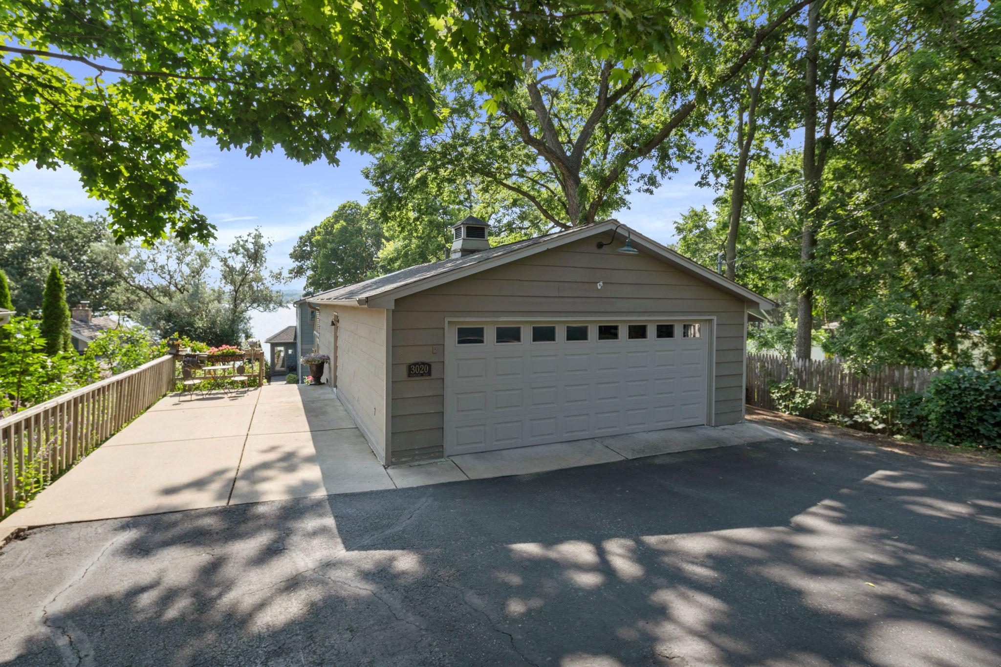 3020 Highland Boulevard