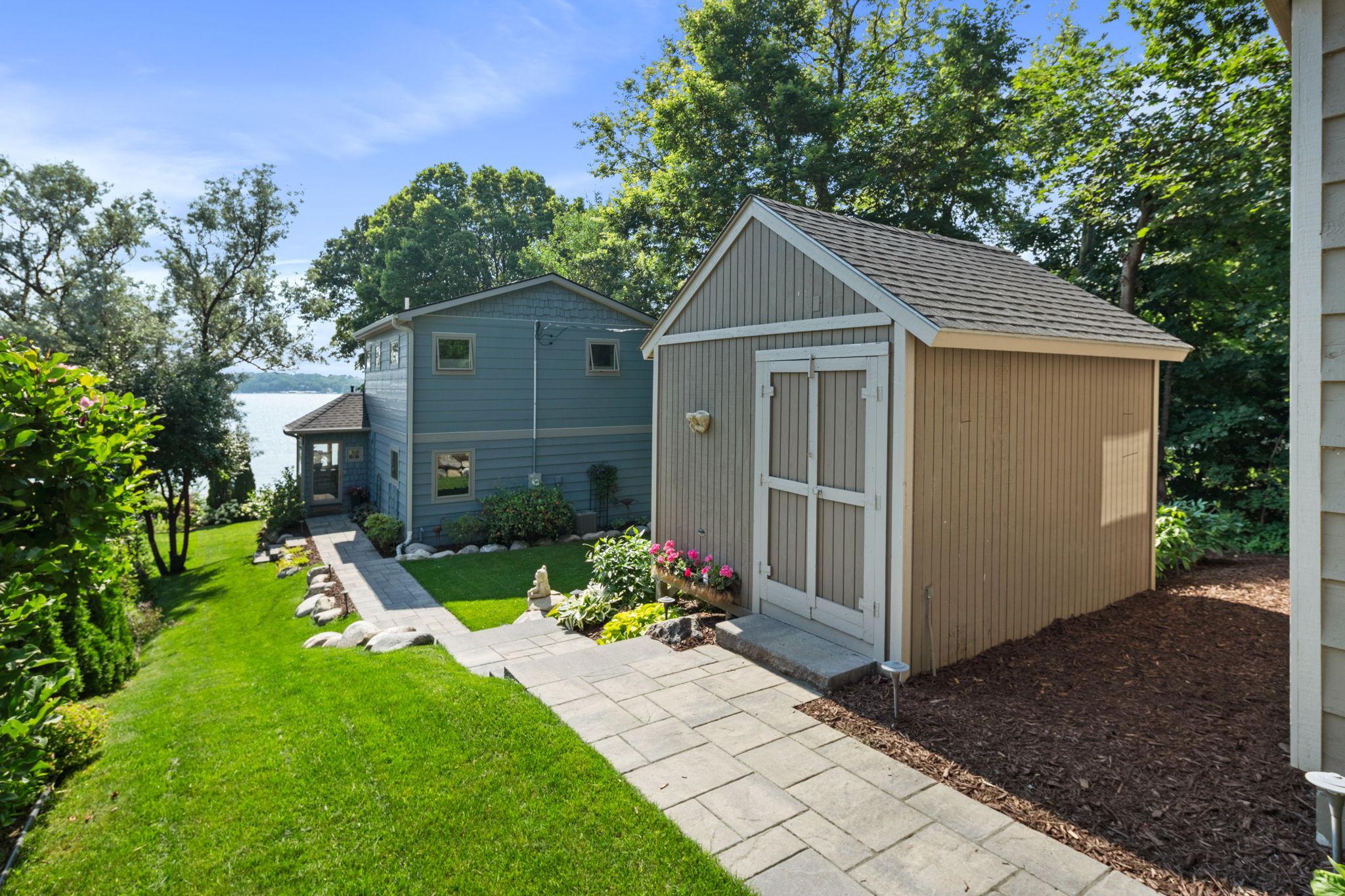 3020 Highland Boulevard