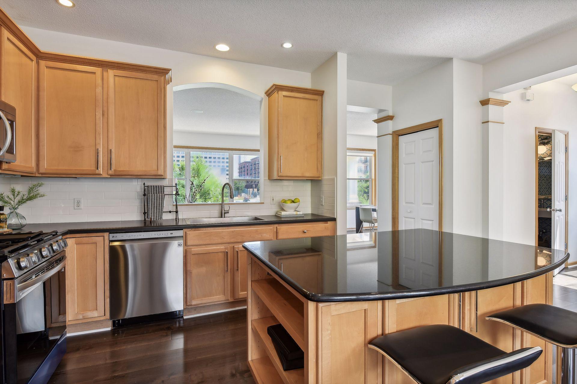 57 4th Avenue N Unit: 104