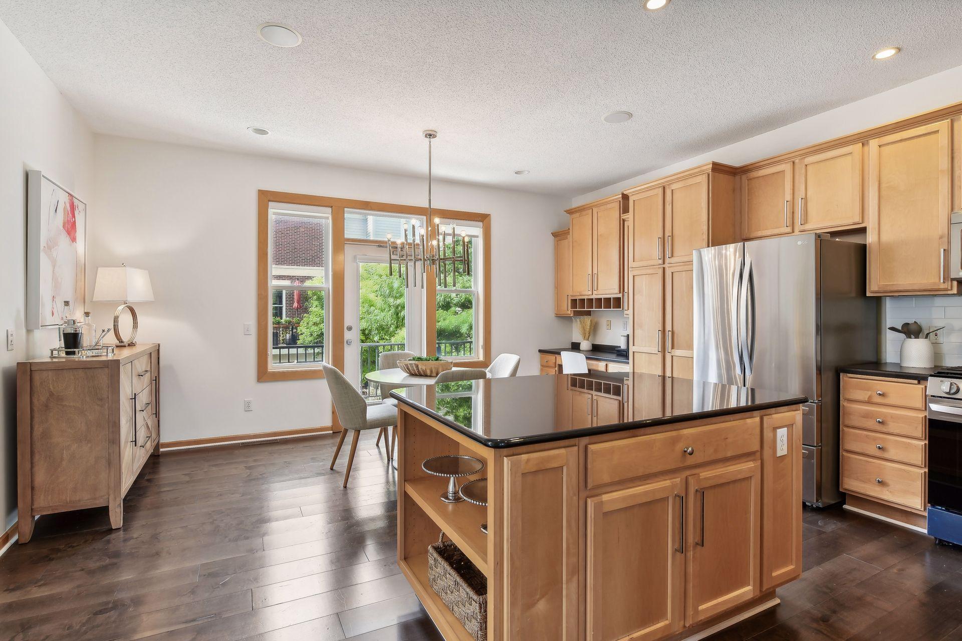 57 4th Avenue N Unit: 104