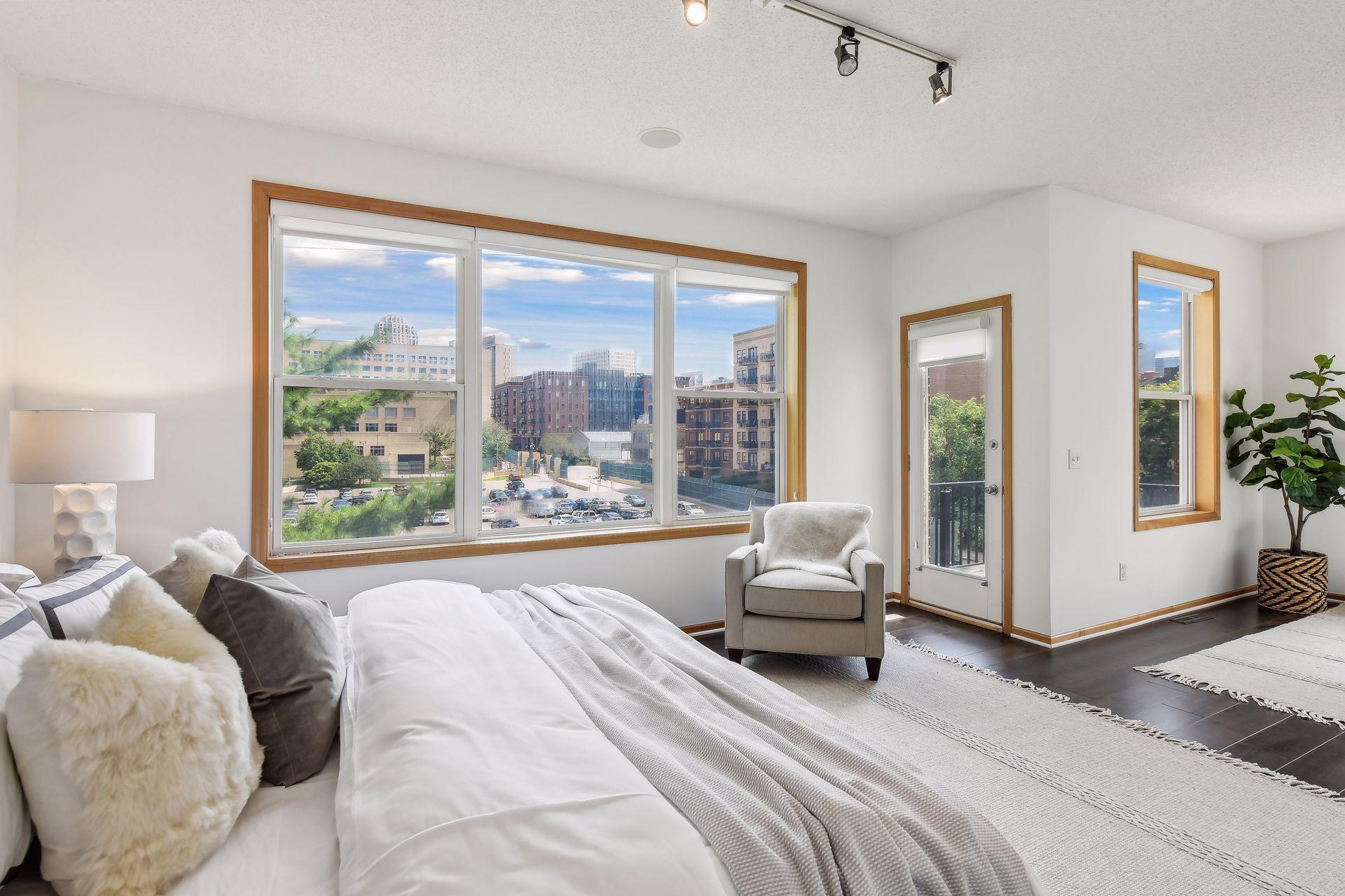 57 4th Avenue N Unit: 104