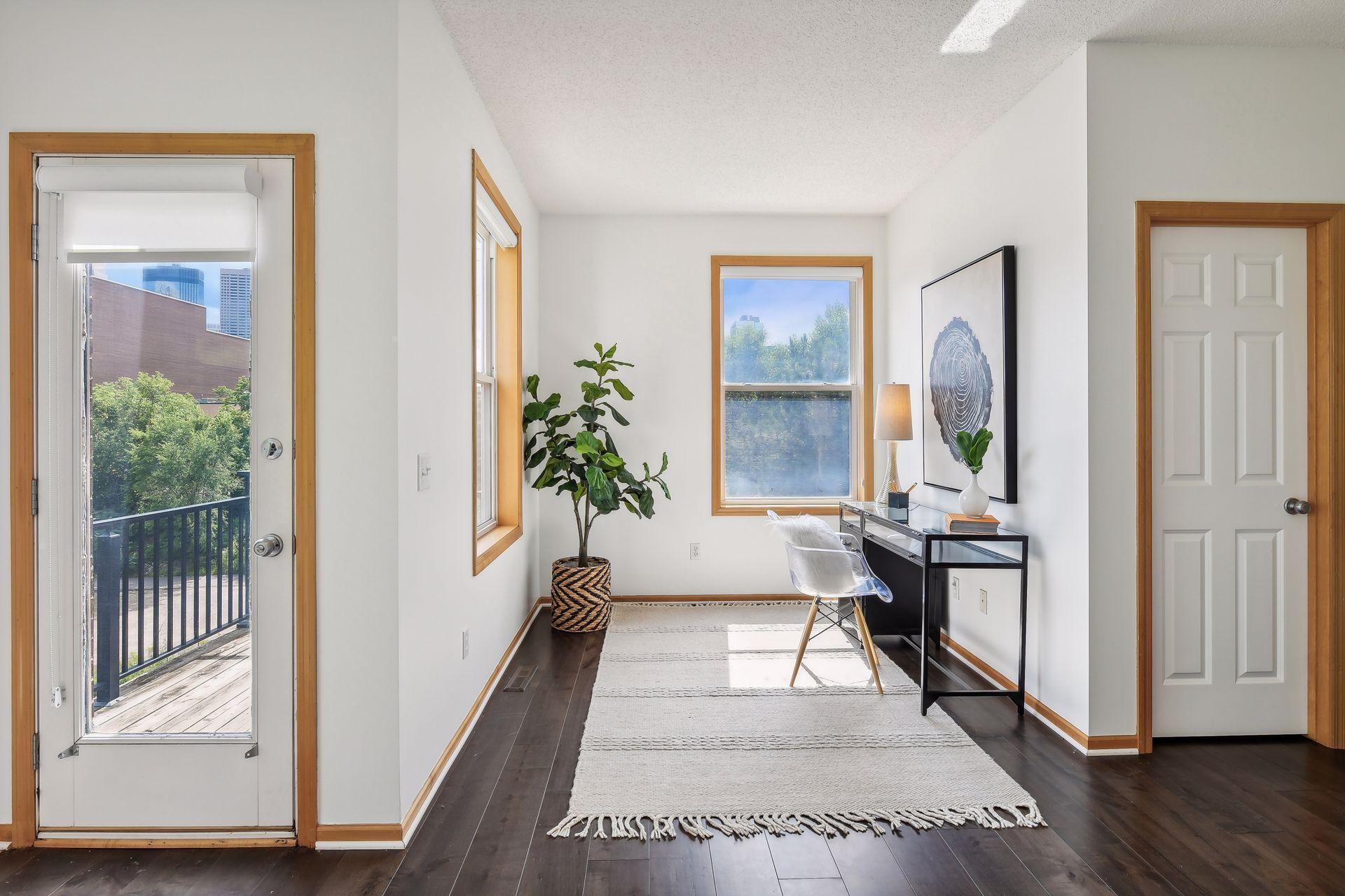 57 4th Avenue N Unit: 104