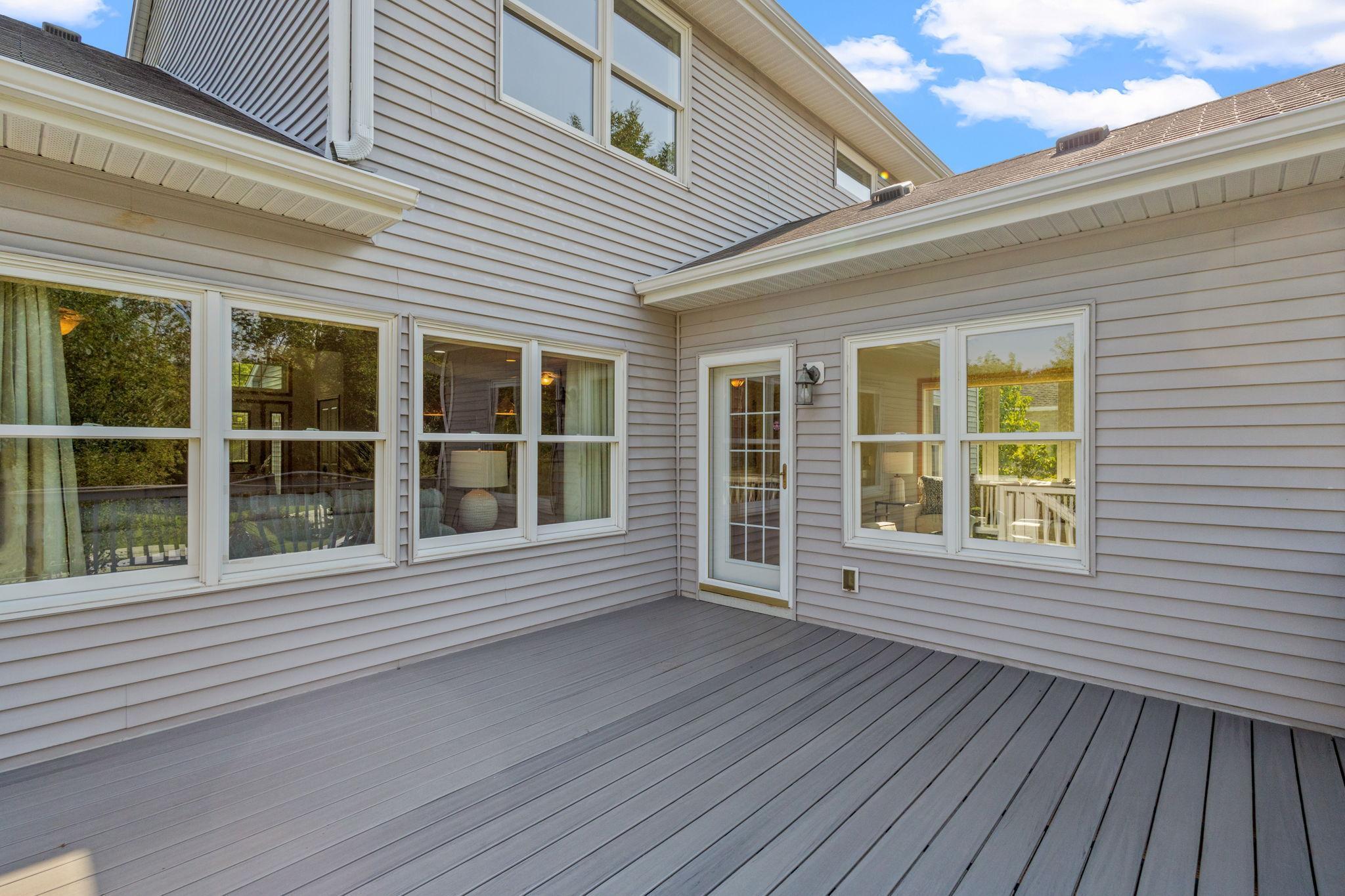 10656 188th Avenue NW