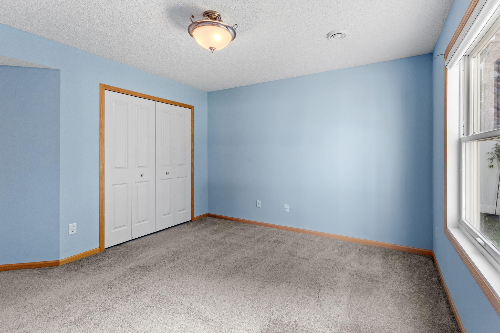 10656 188th Avenue NW