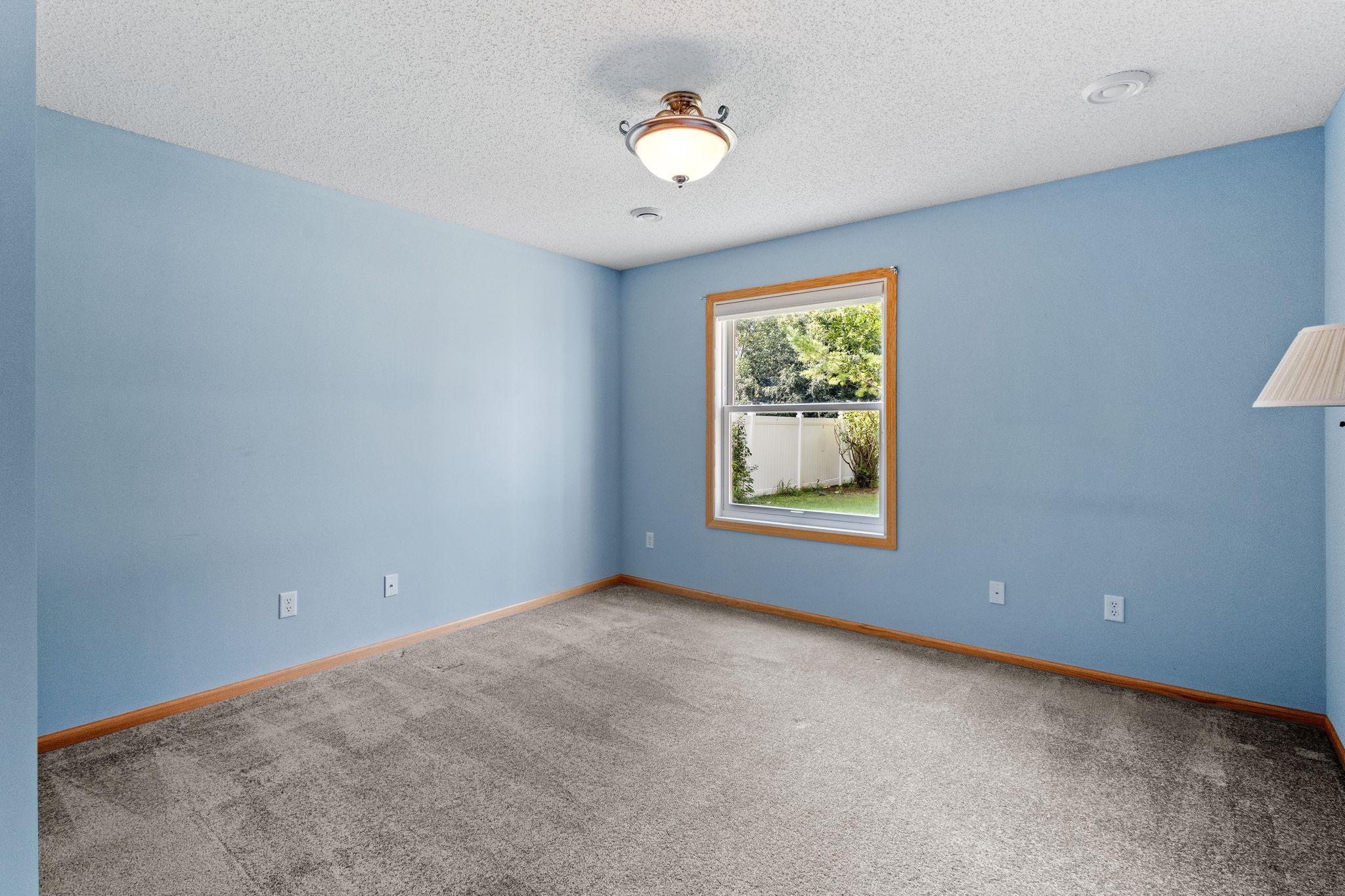 10656 188th Avenue NW