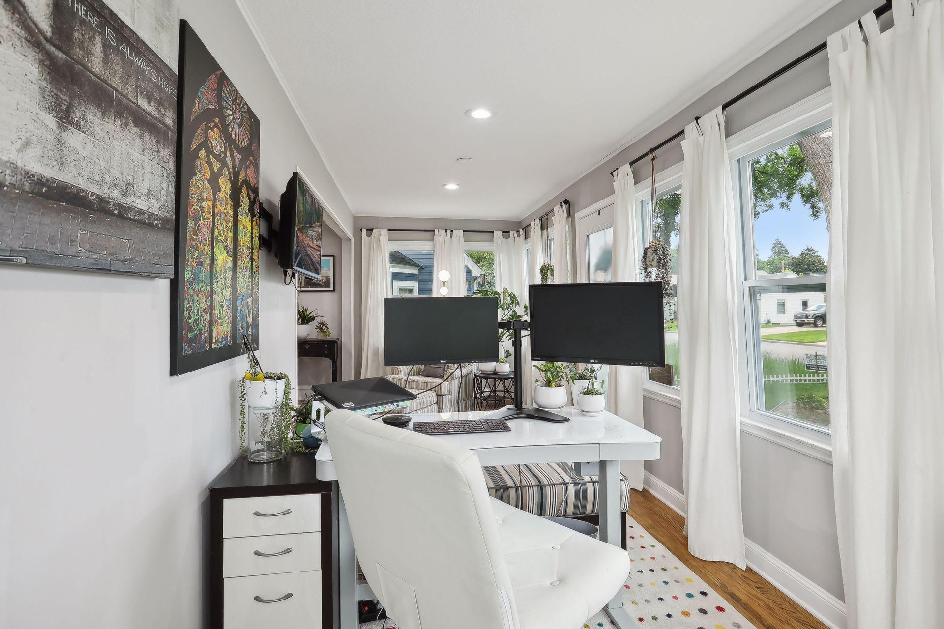 5100 Fairview Avenue N