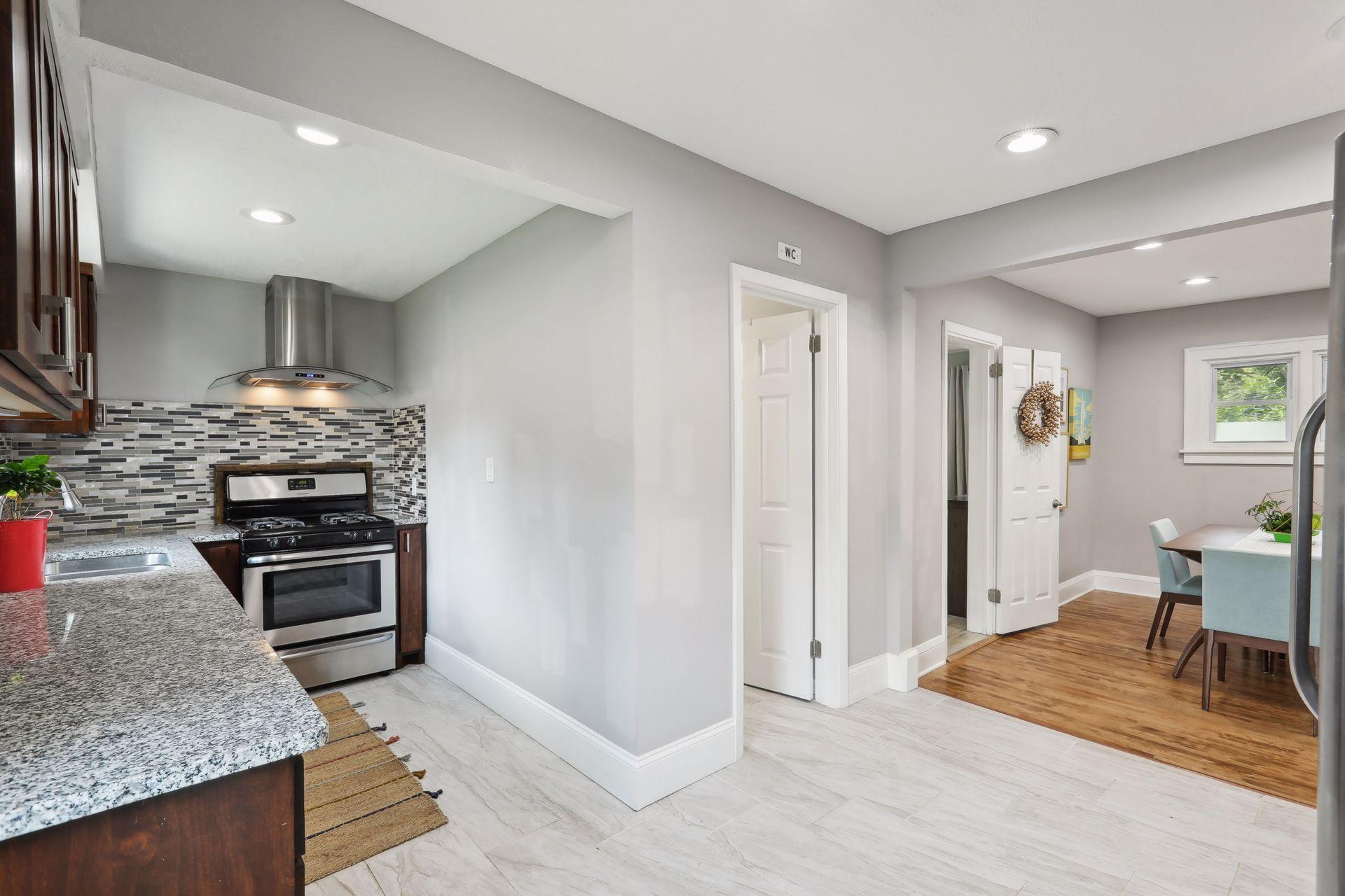 5100 Fairview Avenue N