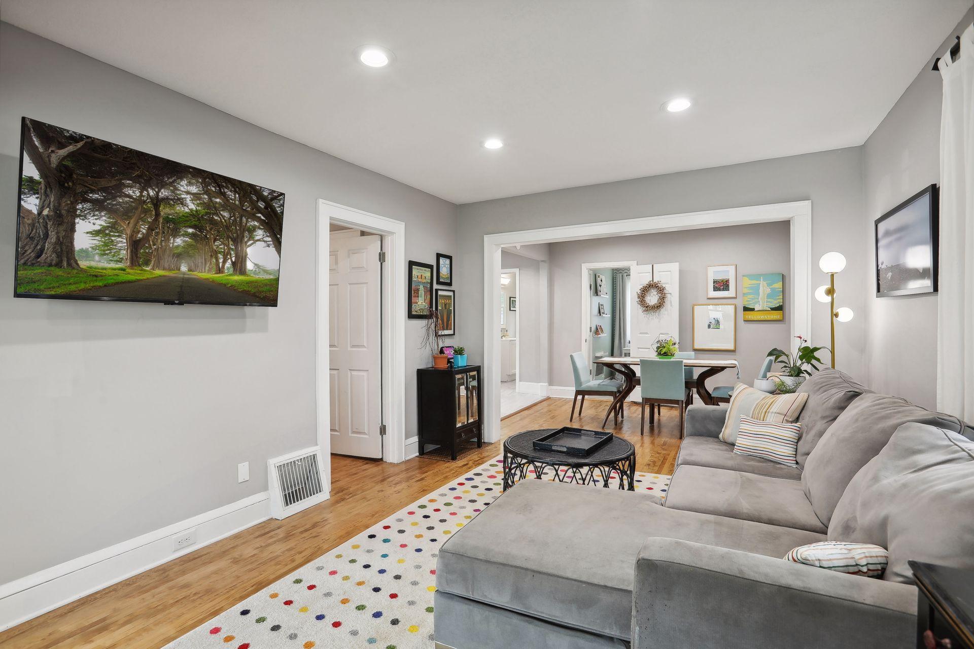 5100 Fairview Avenue N