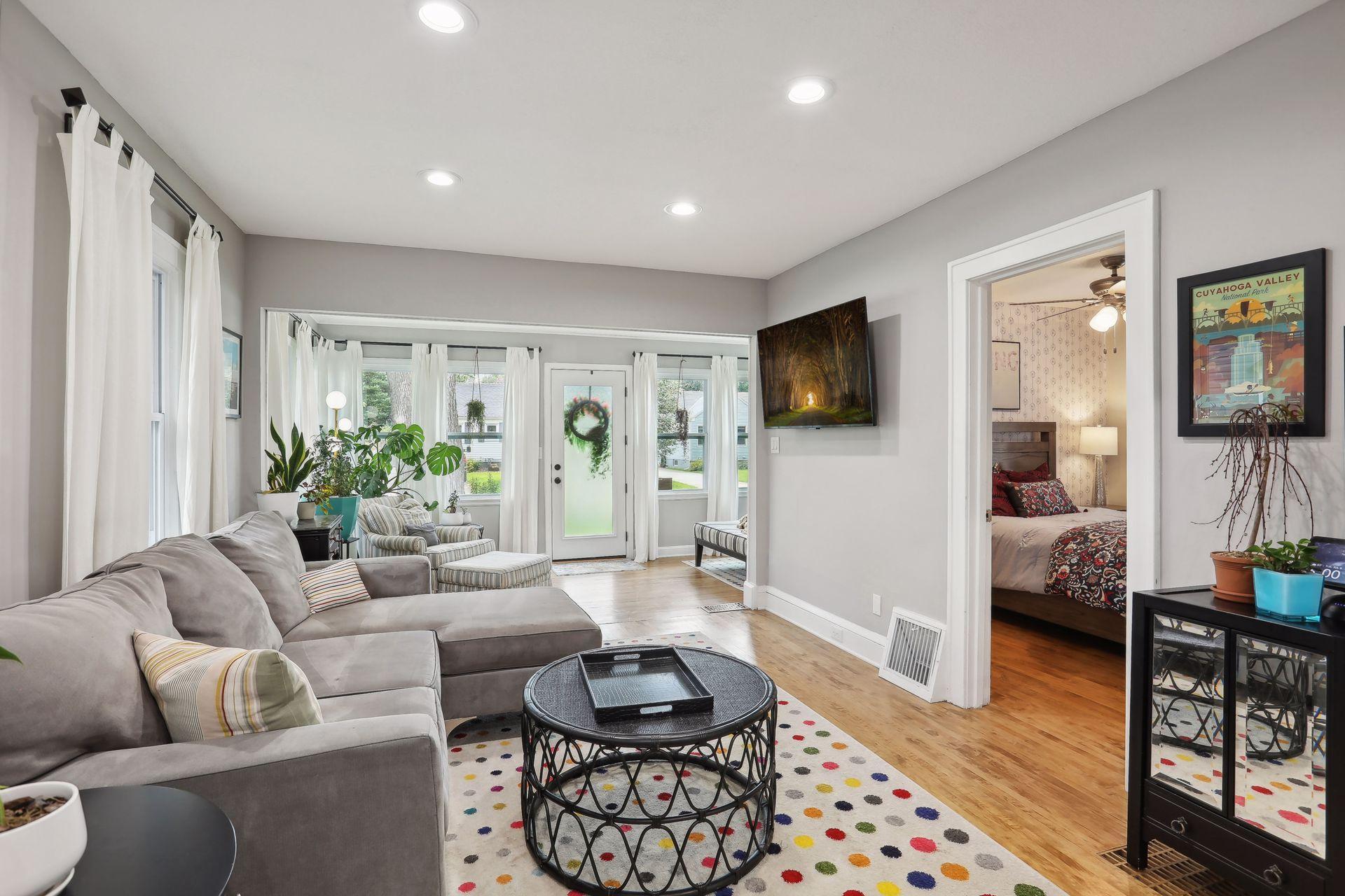 5100 Fairview Avenue N