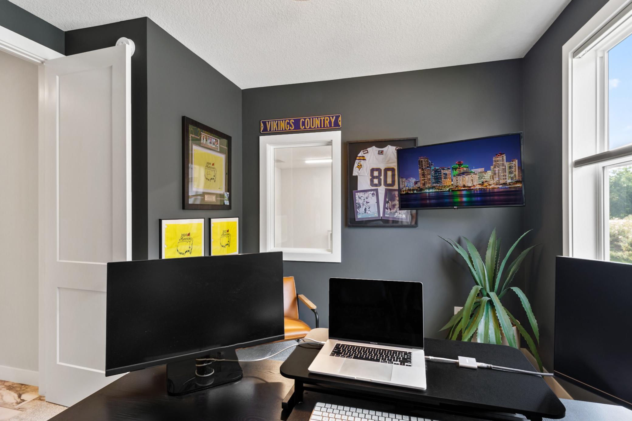 5985 Alvarado Lane N