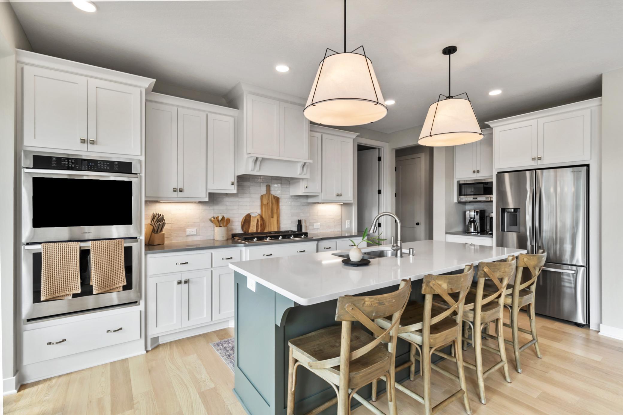 5985 Alvarado Lane N