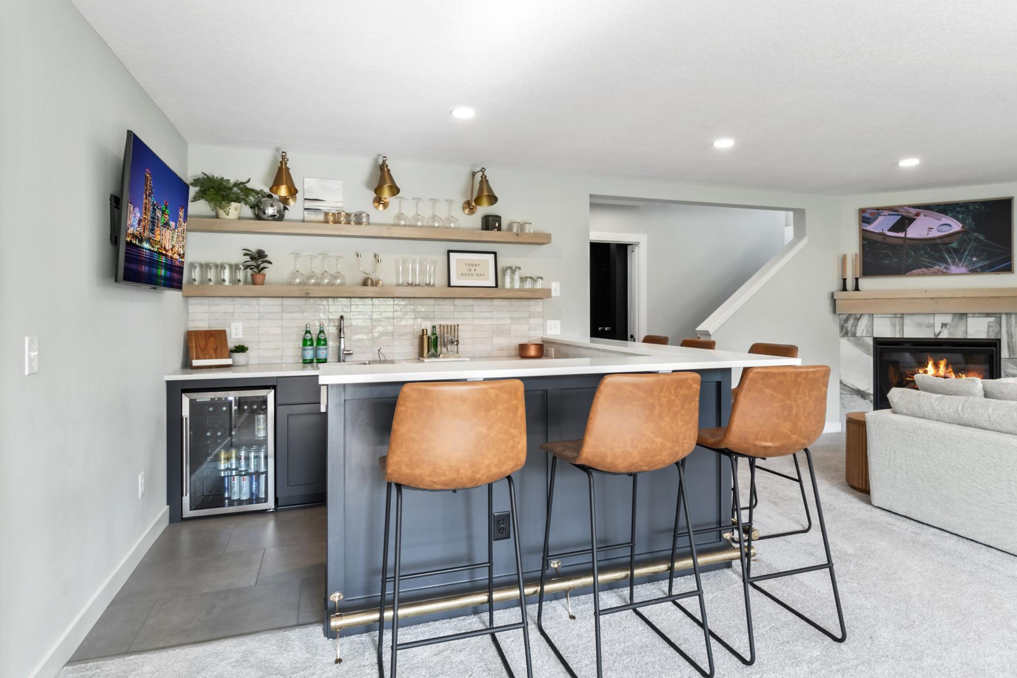 5985 Alvarado Lane N