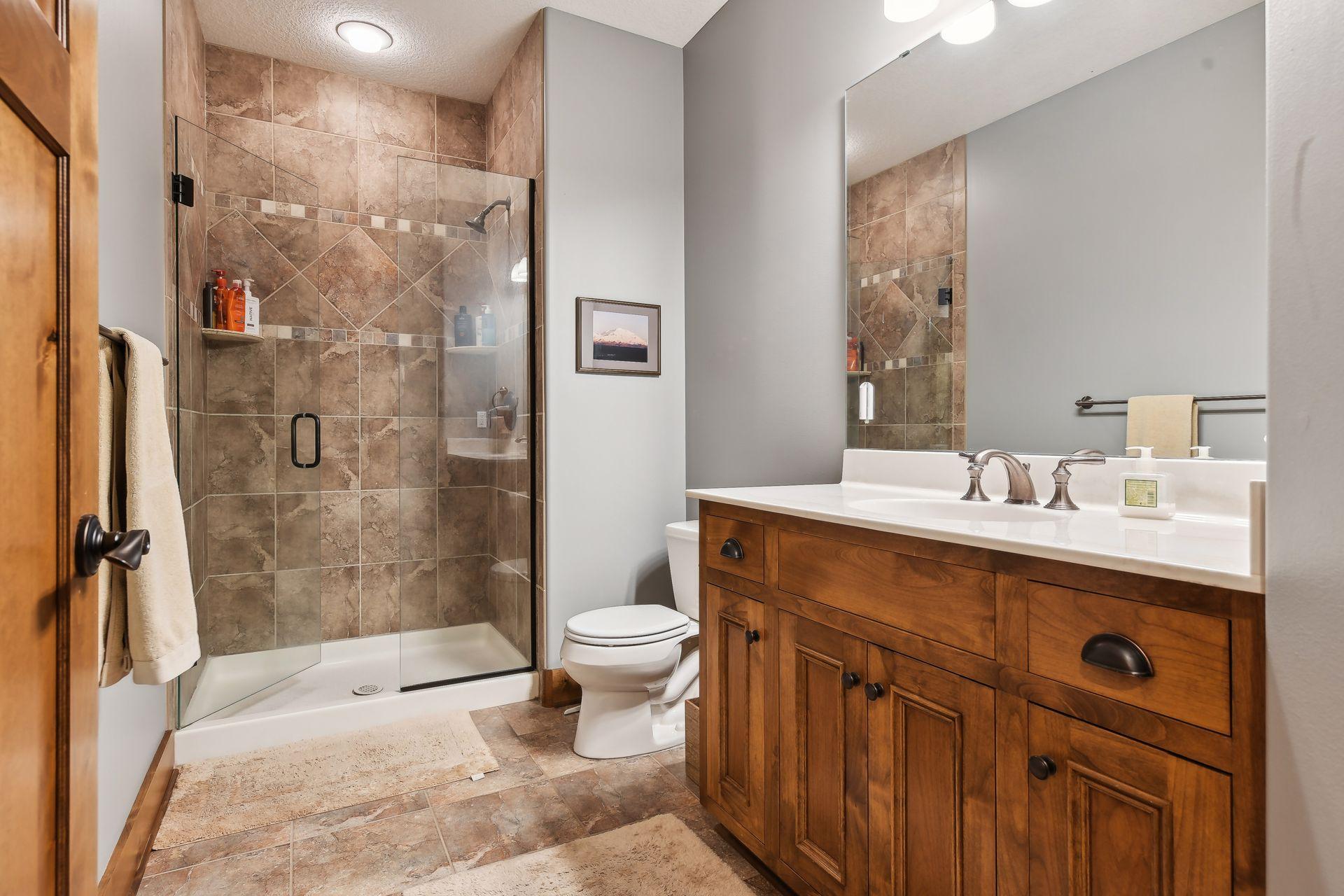 1825 Forestview Lane N