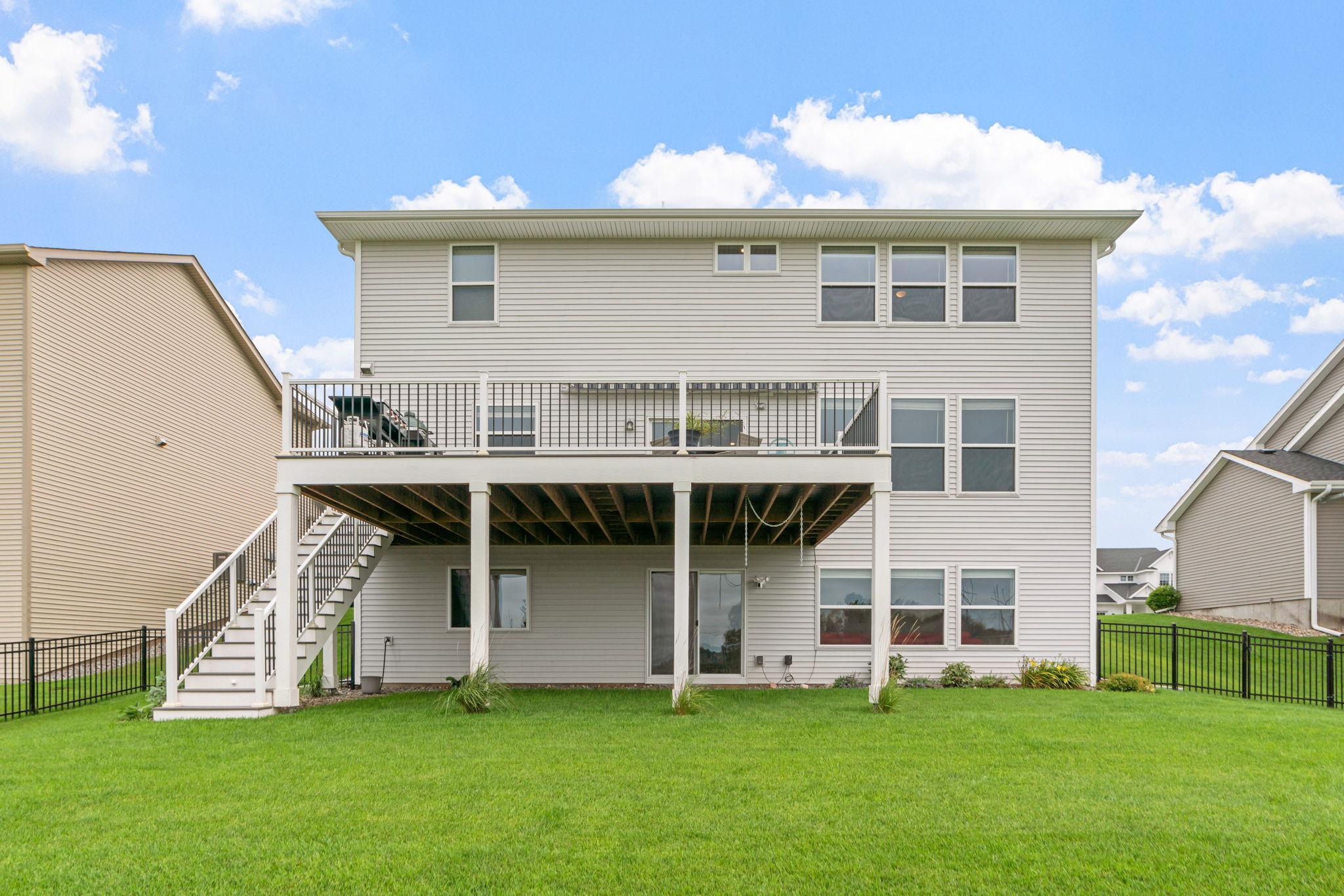 11215 Meadow View Lane