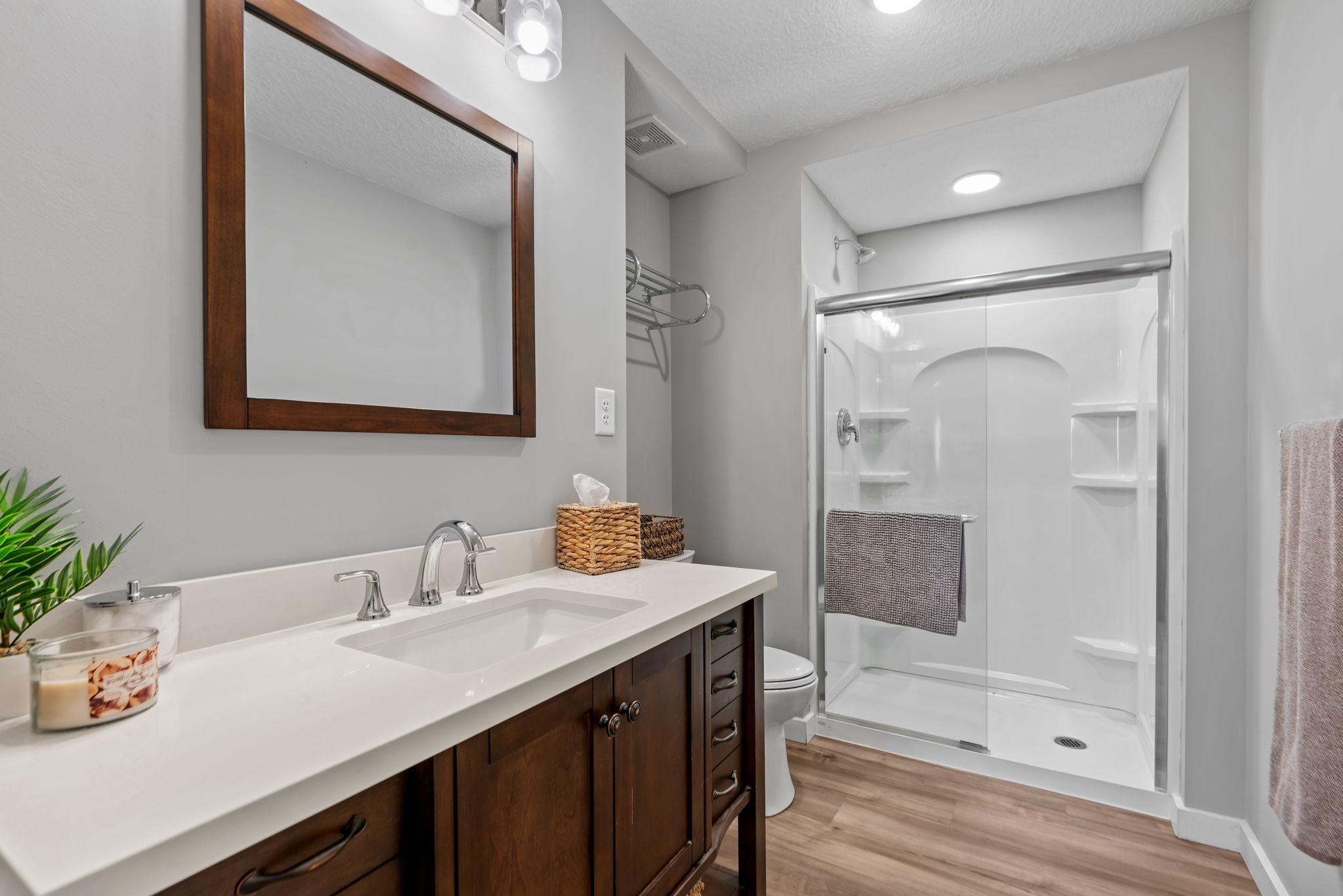 11215 Meadow View Lane