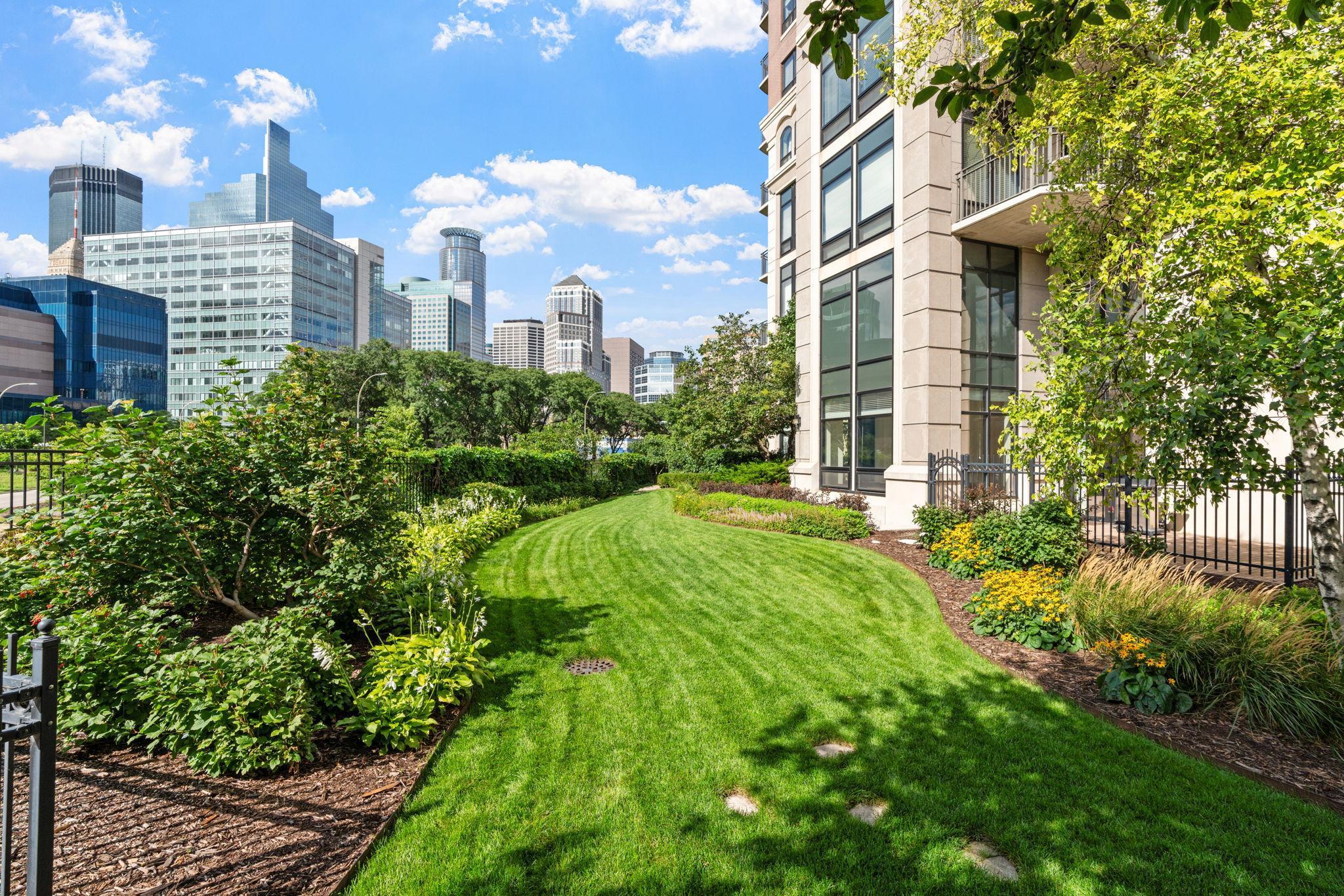 500 E Grant Street Unit: 101