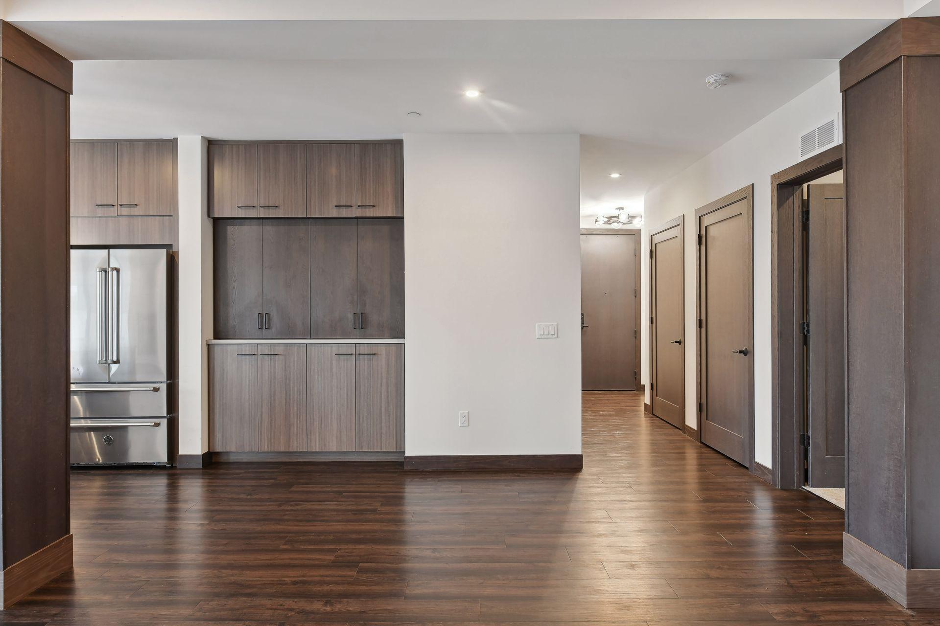 253 Lake Street E Unit: 302