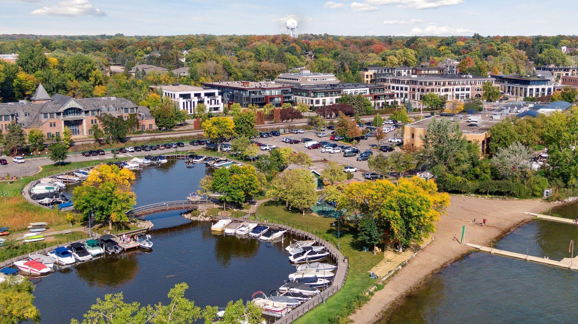 253 Lake Street E Unit: 302