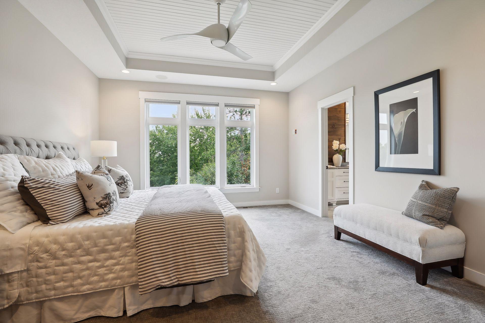 1440 Queensland Lane N