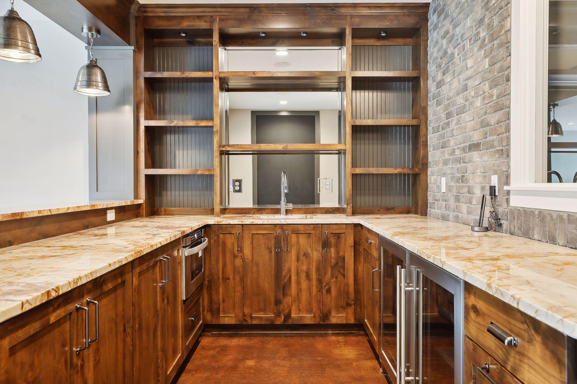 1440 Queensland Lane N