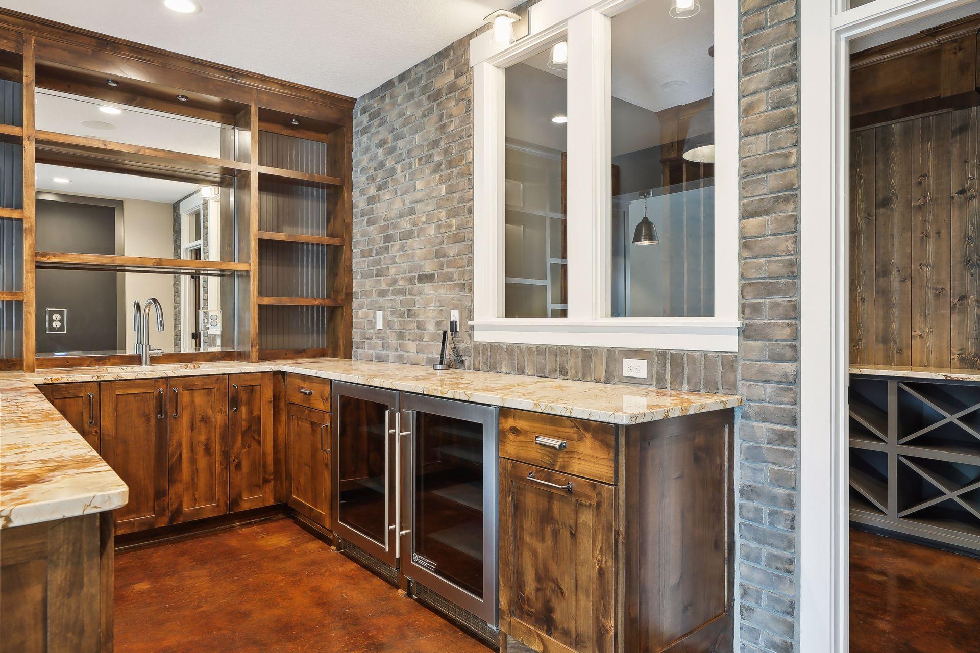 1440 Queensland Lane N