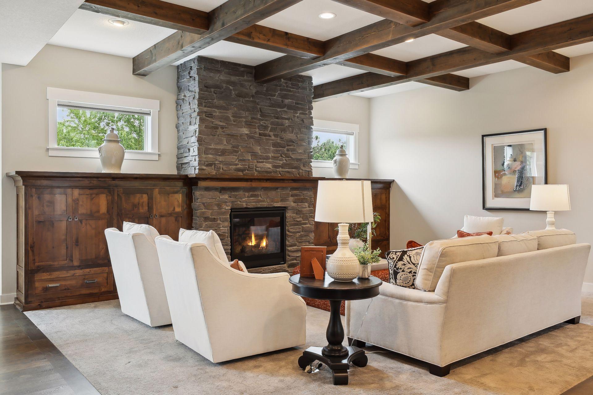 1440 Queensland Lane N