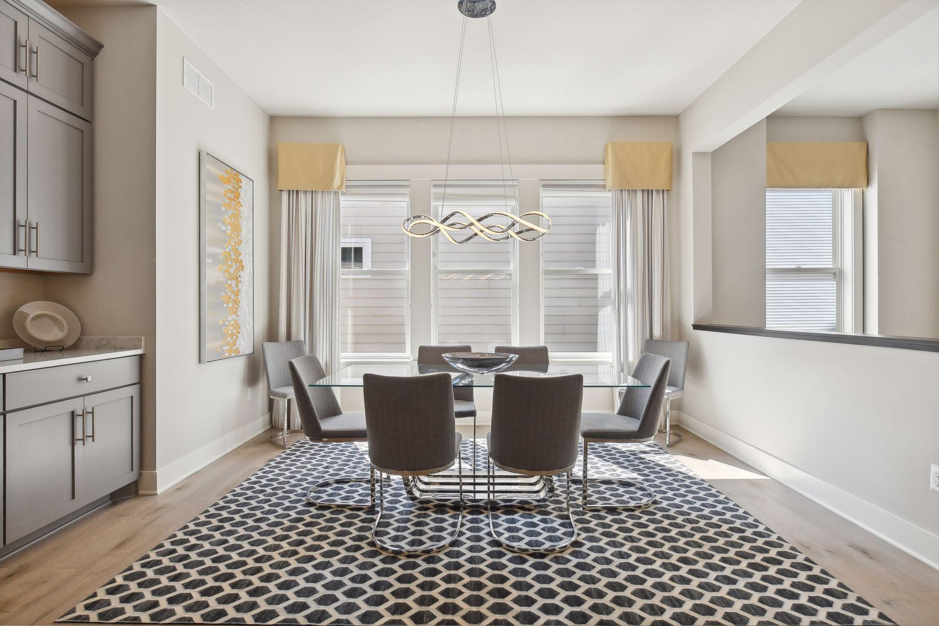 24545 Niblick Alcove
