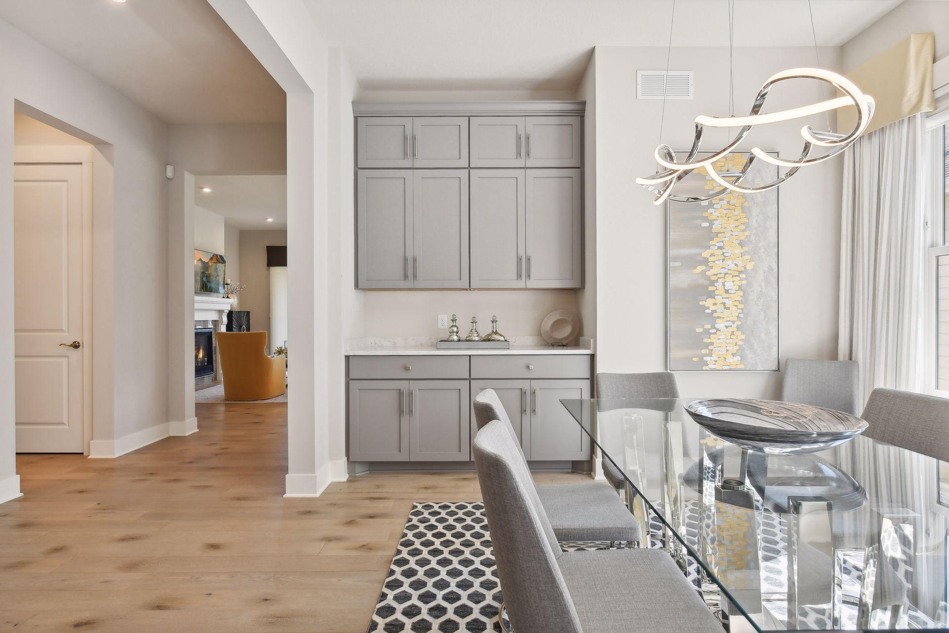 24545 Niblick Alcove