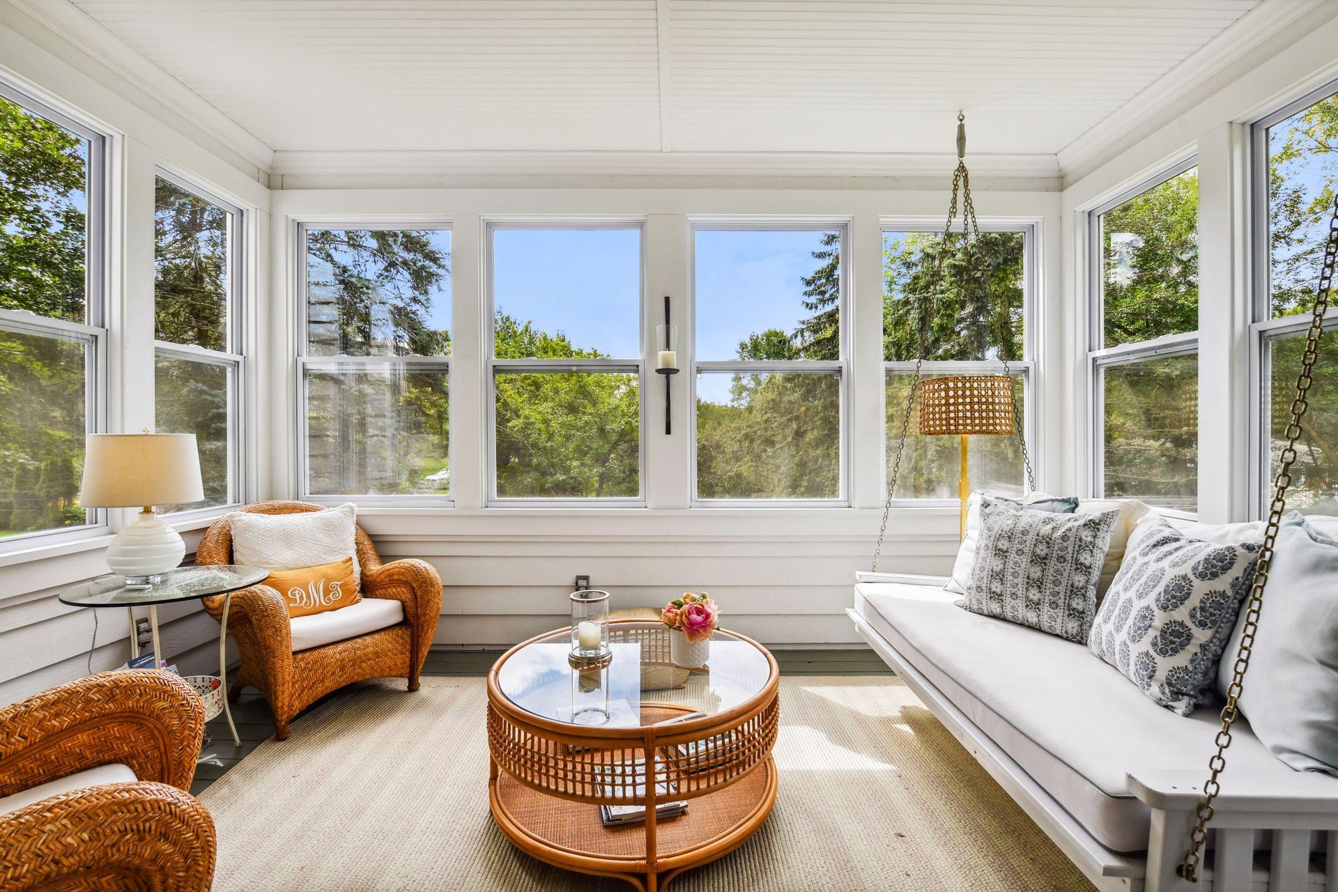 1100 Knoll Manor Road