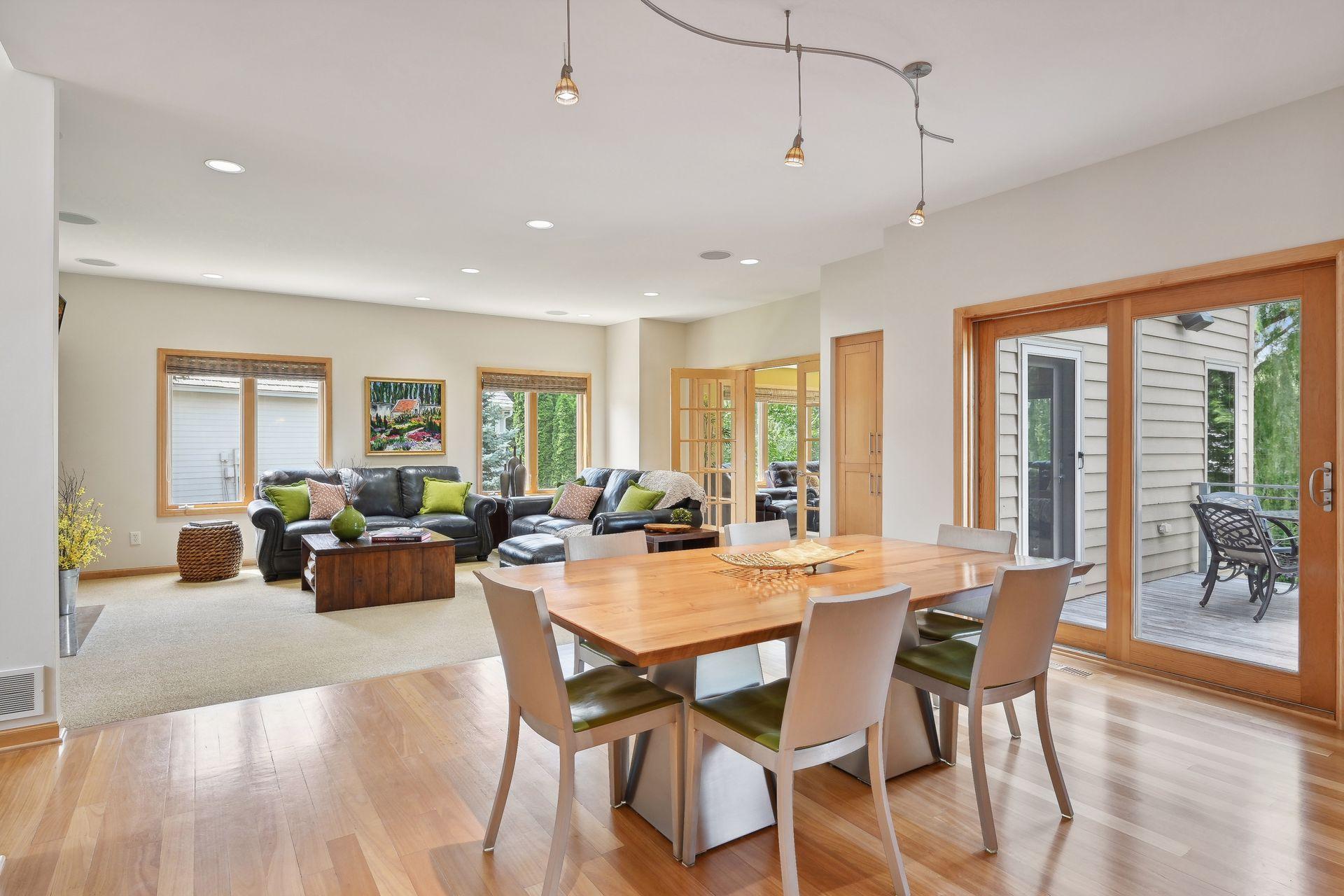 4495 Fountain Lane N