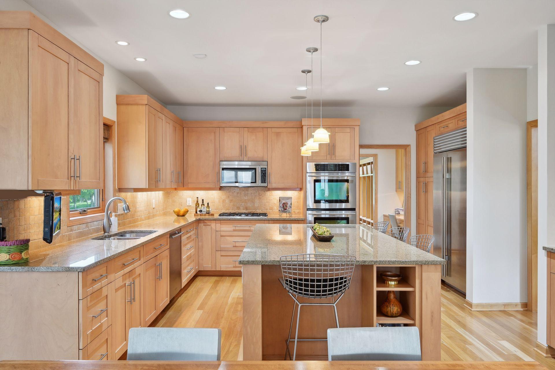 4495 Fountain Lane N