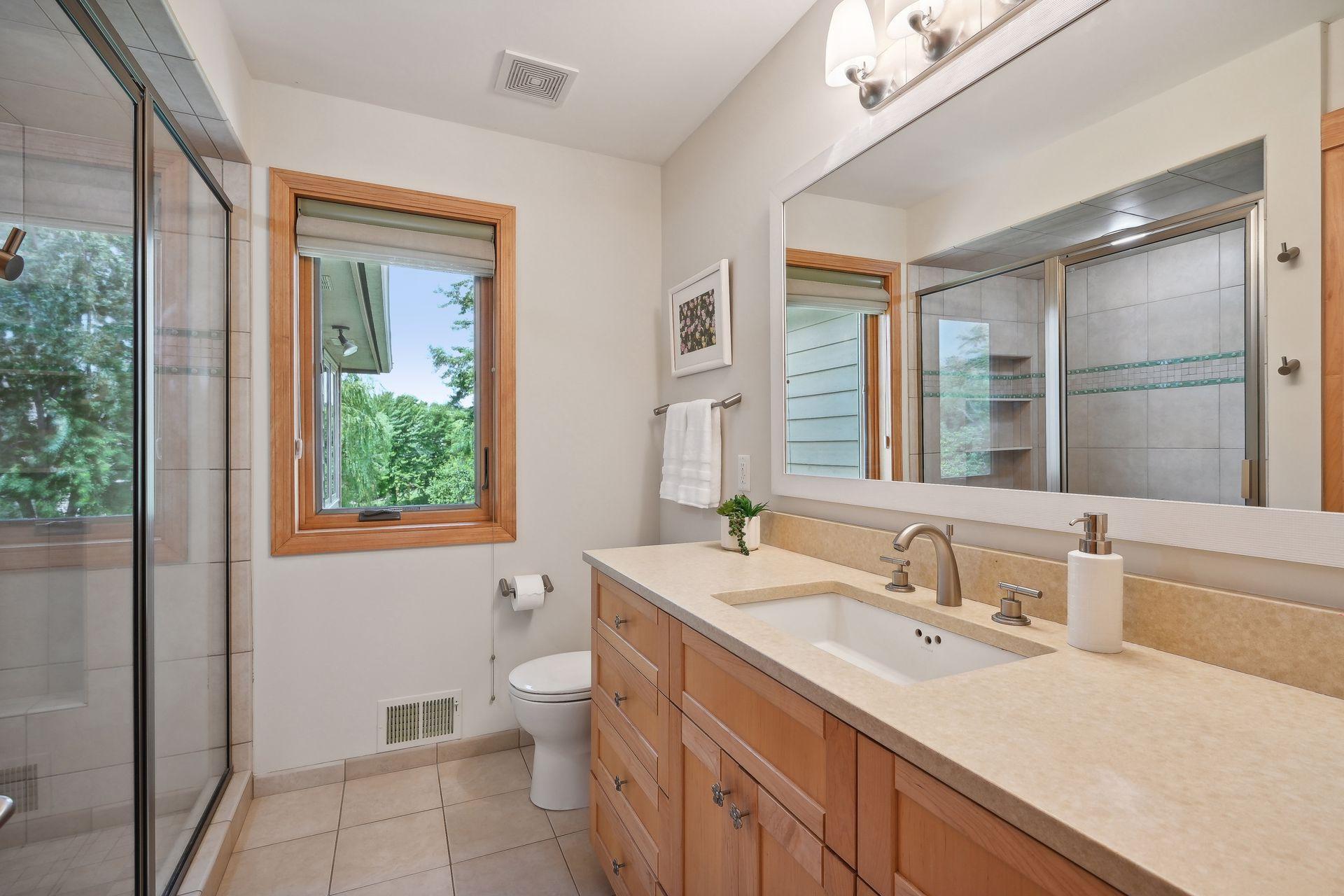 4495 Fountain Lane N