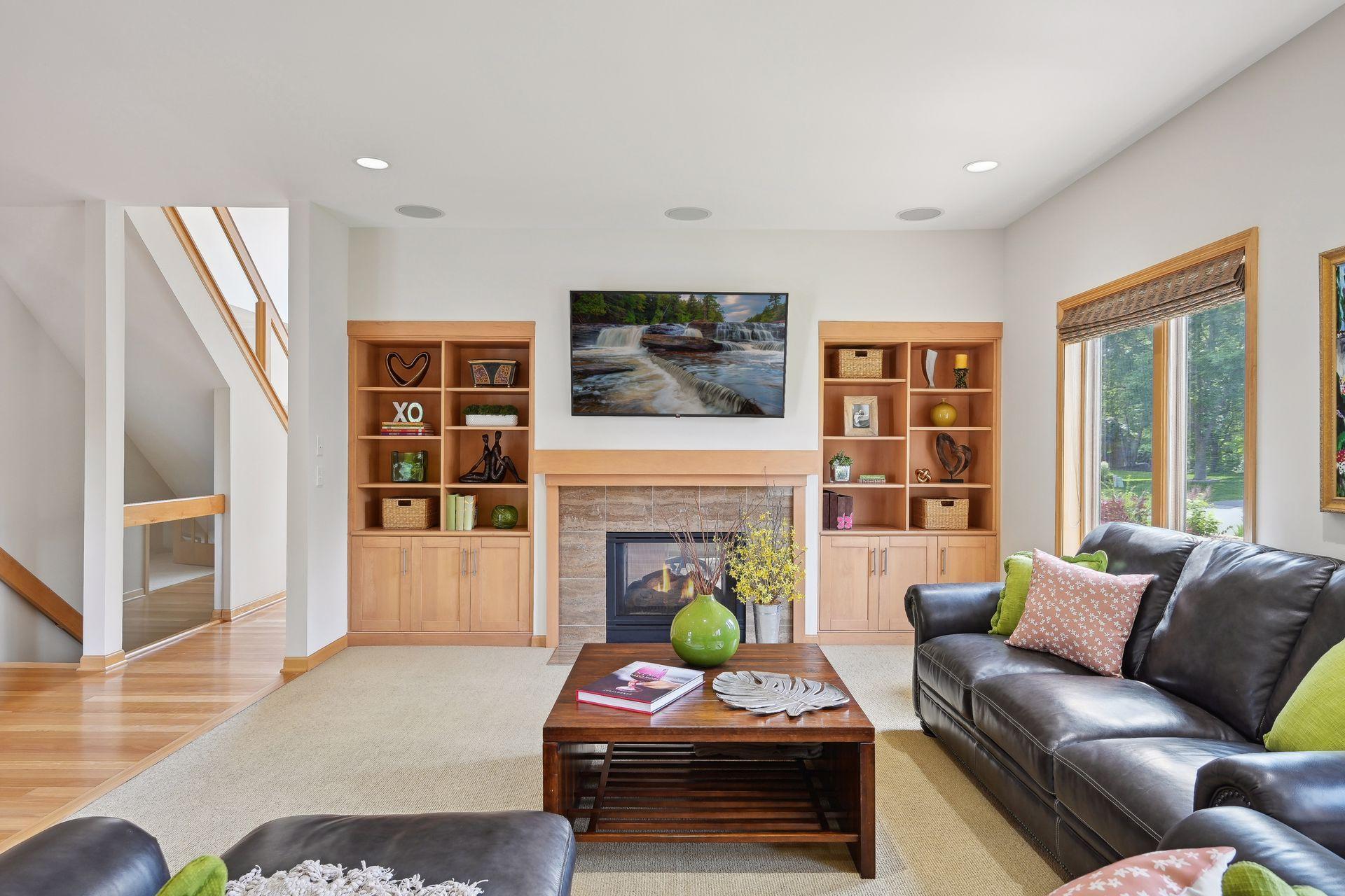 4495 Fountain Lane N