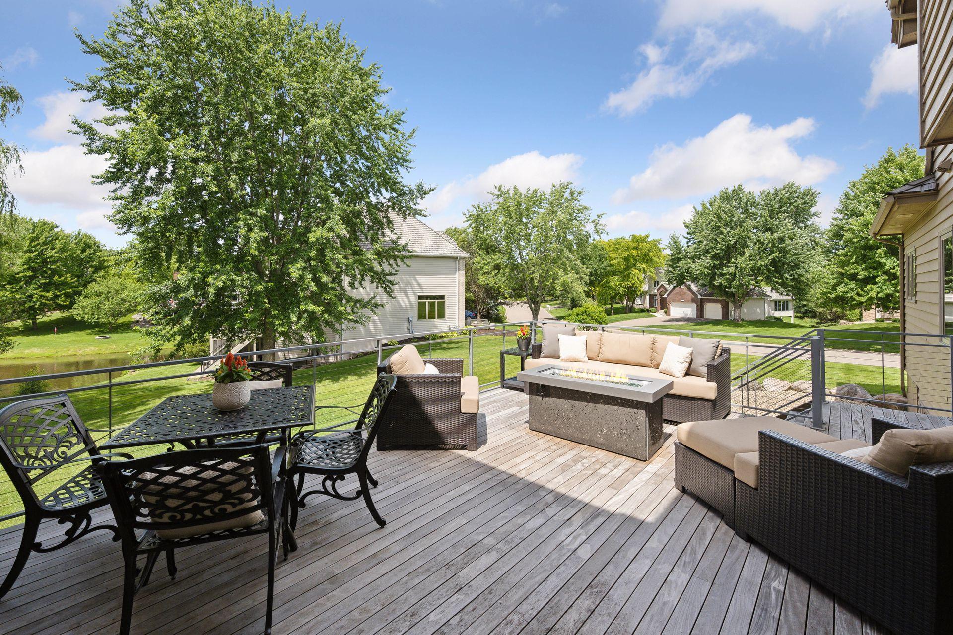 4495 Fountain Lane N