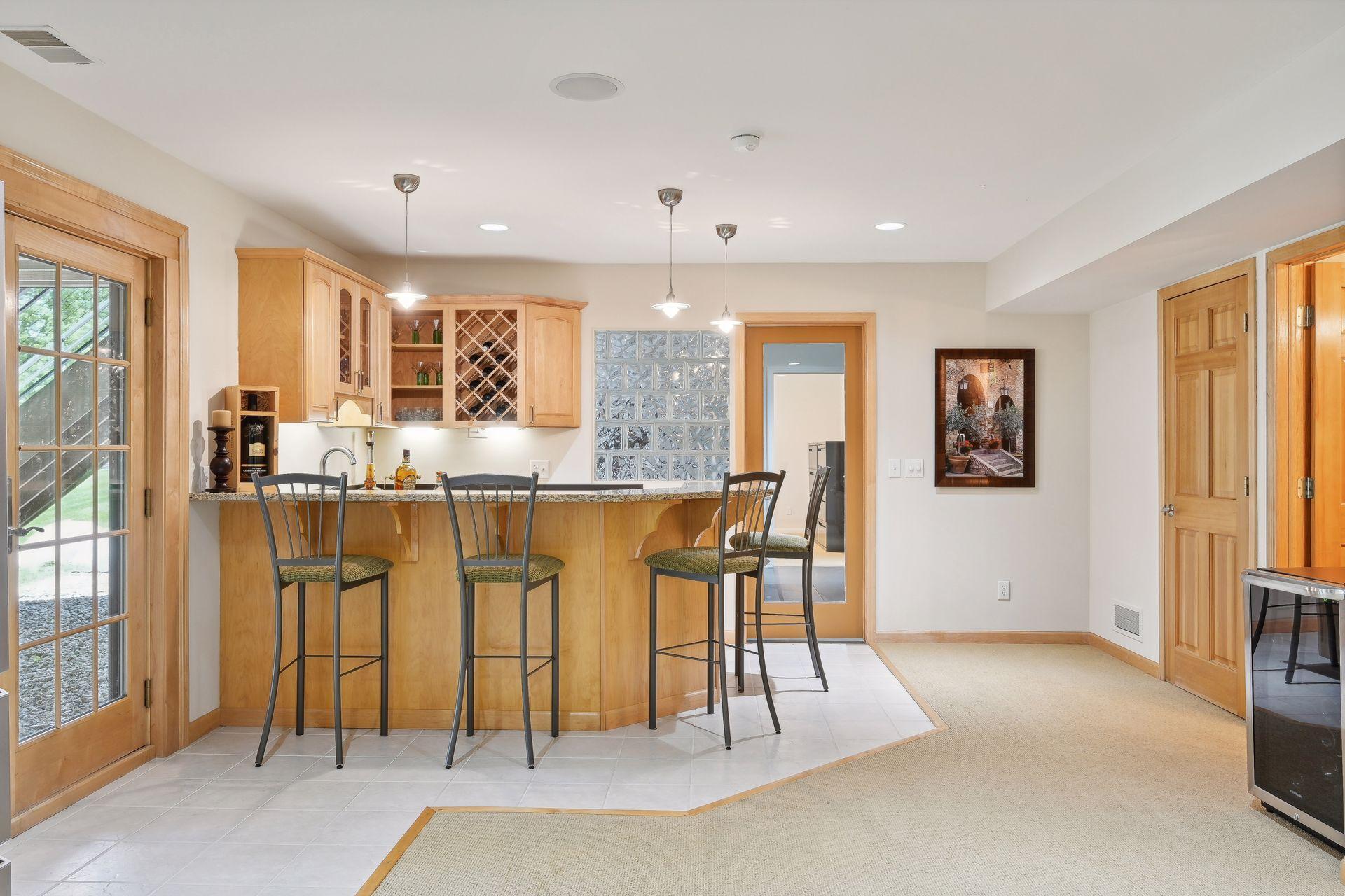 4495 Fountain Lane N