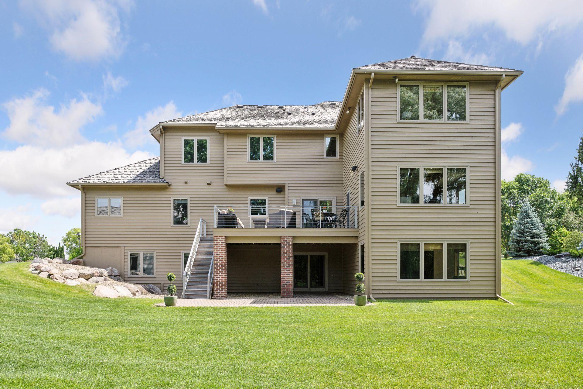 4495 Fountain Lane N