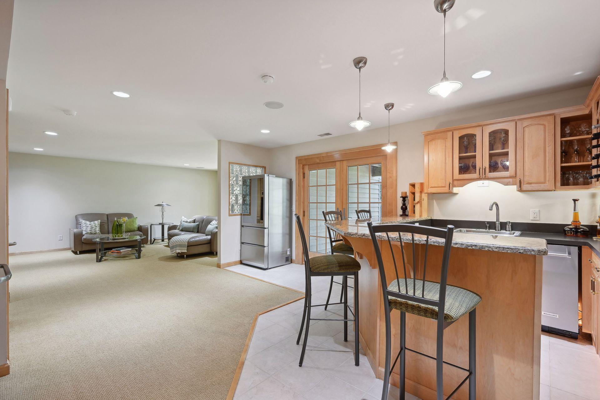 4495 Fountain Lane N