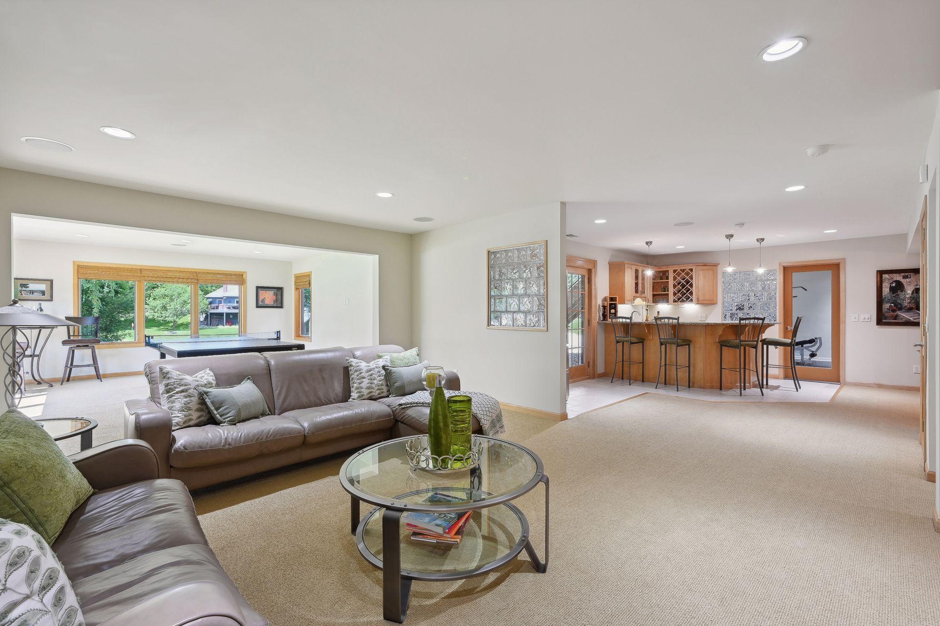 4495 Fountain Lane N