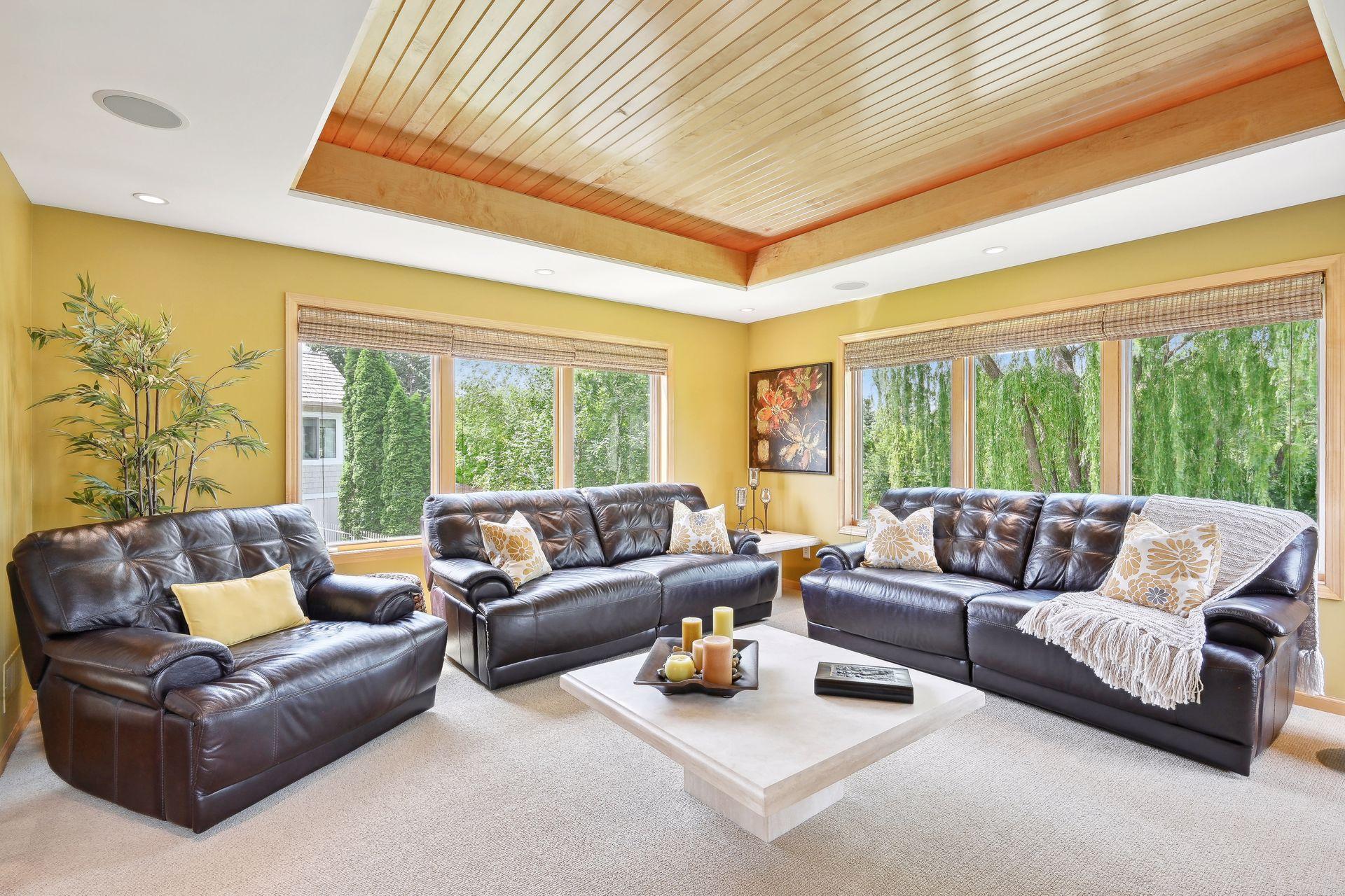 4495 Fountain Lane N